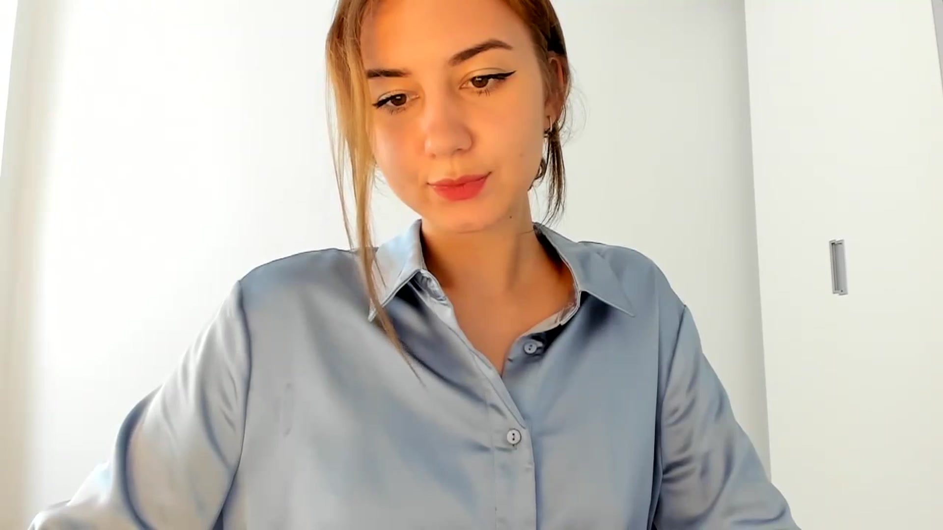Gallery image thumbnail from Temptressy's myfreecams stream on, 08/10/2024, 15:12 image 7 of 20