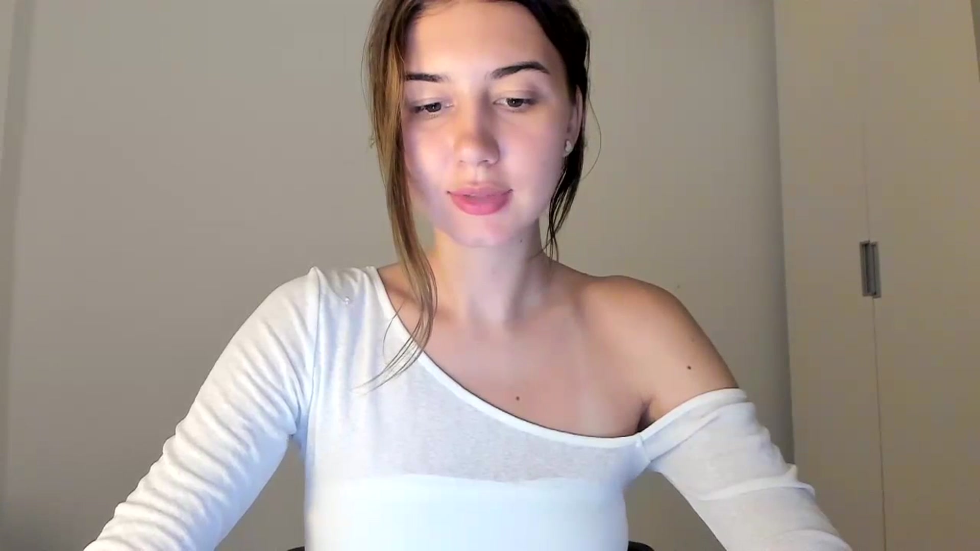 Gallery image thumbnail from Temptressy's myfreecams stream on, 08/27/2024, 20:26 image 12 of 20