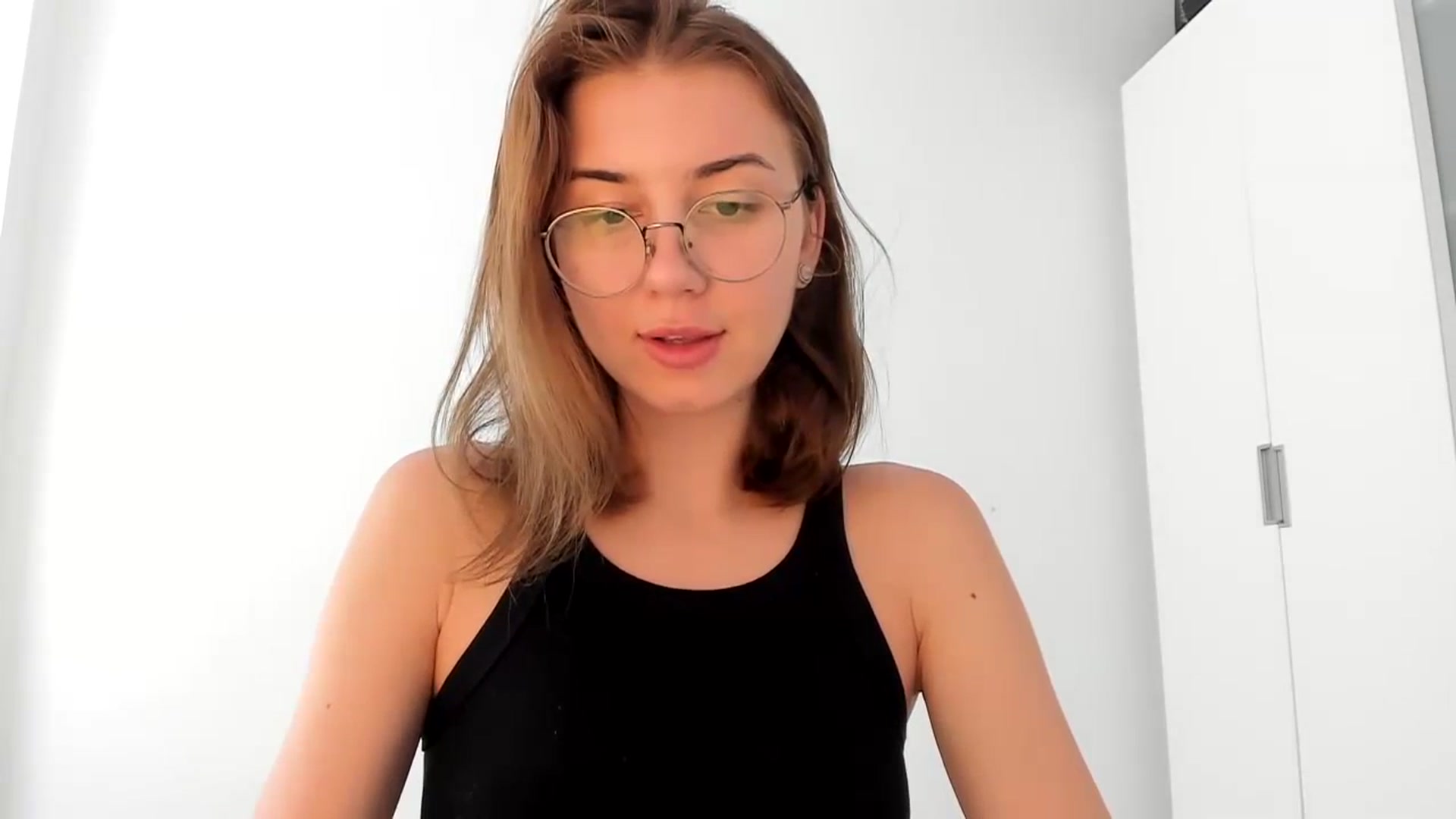 Gallery image thumbnail from Temptressy's myfreecams stream on, 08/29/2024, 12:26 image 12 of 20