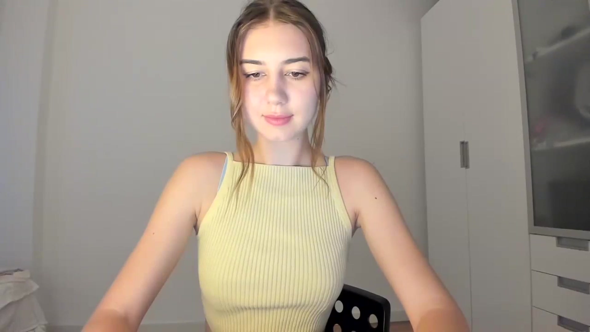 Gallery image thumbnail from Temptressy's myfreecams stream on, 09/27/2024, 18:18 image 2 of 20