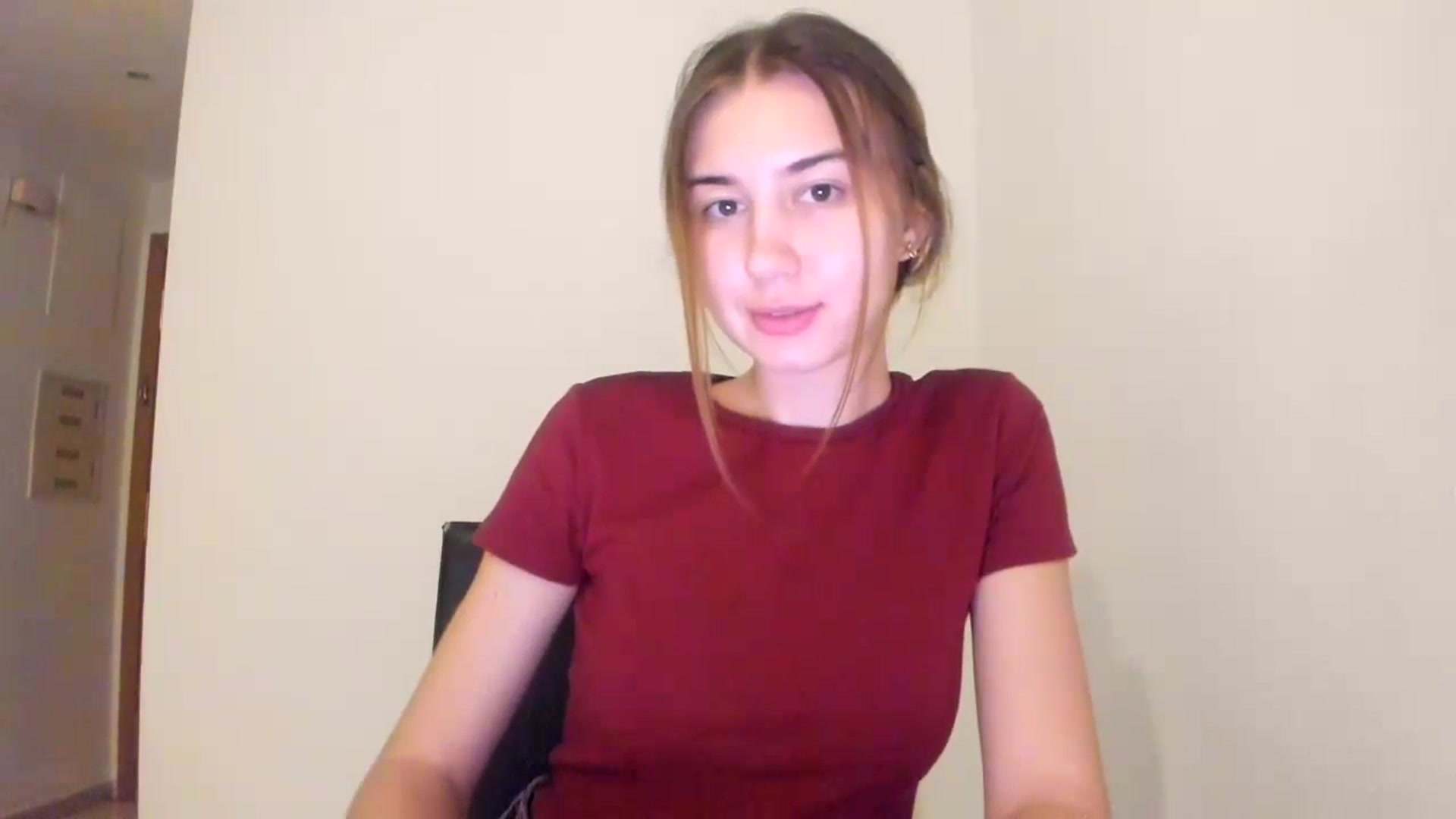 Gallery image thumbnail from Temptressy's myfreecams stream on, 10/03/2024, 19:47 image 15 of 20