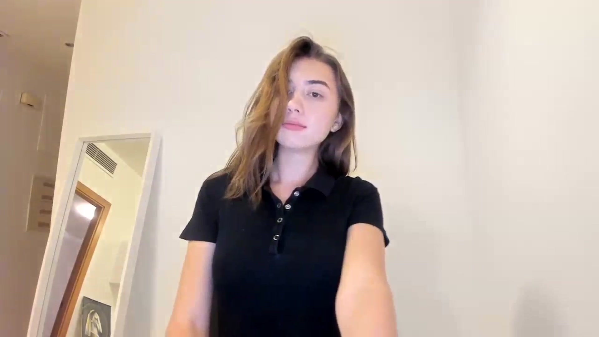 Gallery image thumbnail from Temptressy's myfreecams stream on, 10/14/2024, 18:08 image 7 of 20