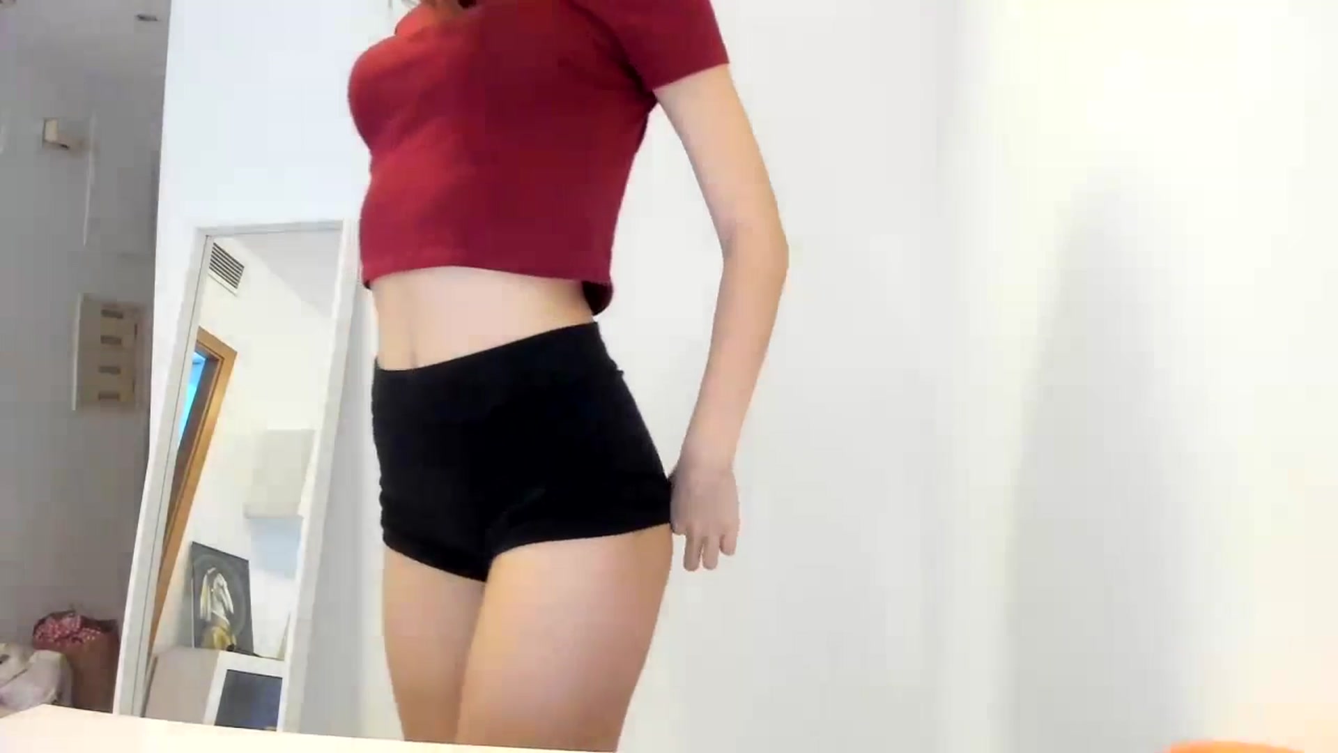 Gallery image thumbnail from Temptressy's myfreecams stream on, 10/18/2024, 13:32 image 9 of 20