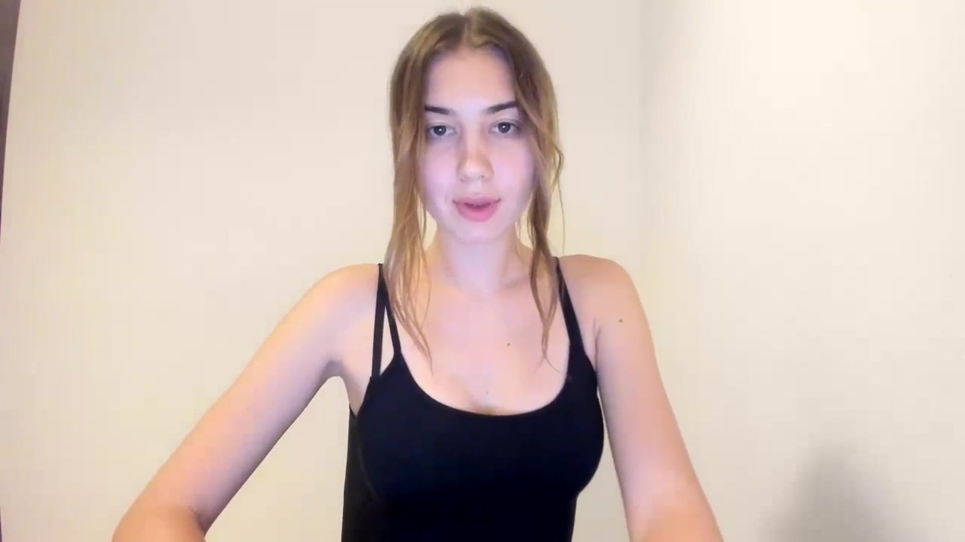 Gallery image thumbnail from Temptressy's myfreecams stream on, 10/22/2024, 19:46 image 5 of 20