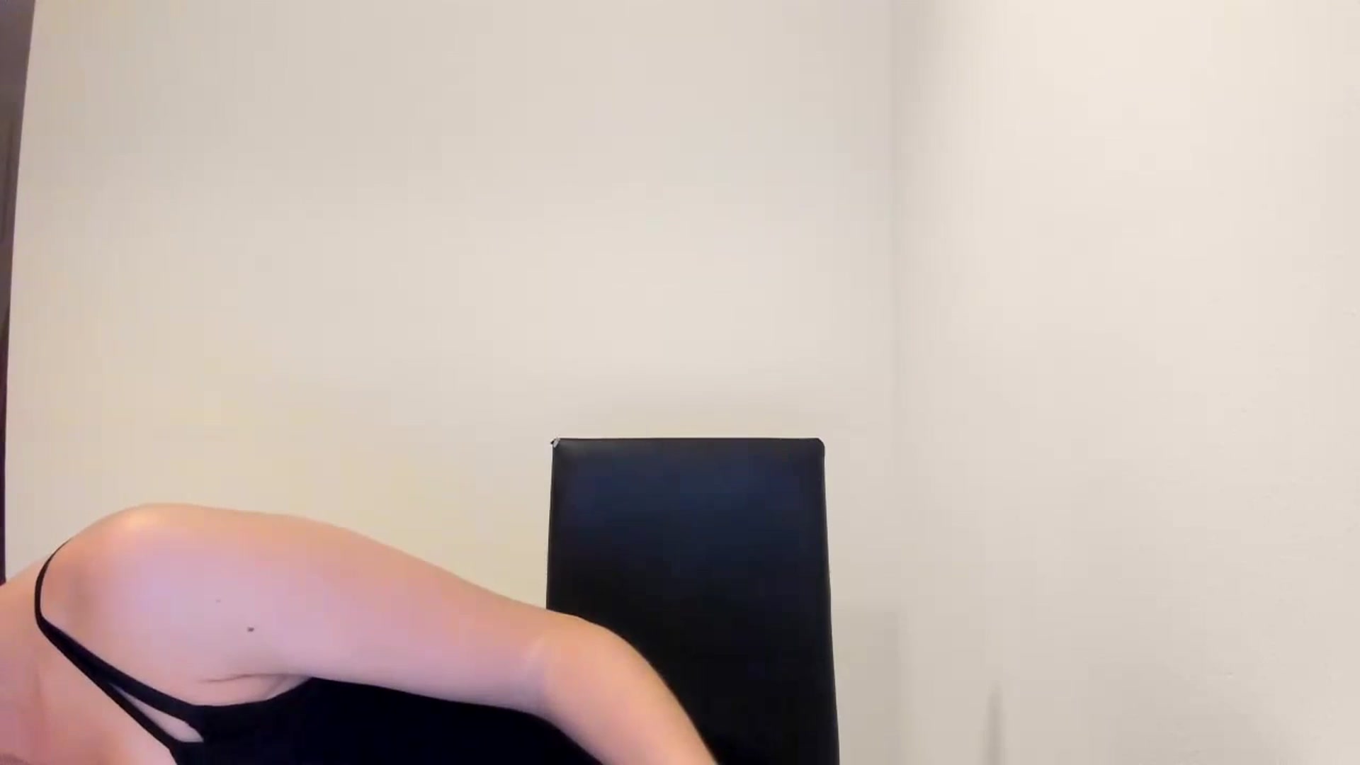 Gallery image thumbnail from Temptressy's myfreecams stream on, 10/22/2024, 20:26 image 6 of 20
