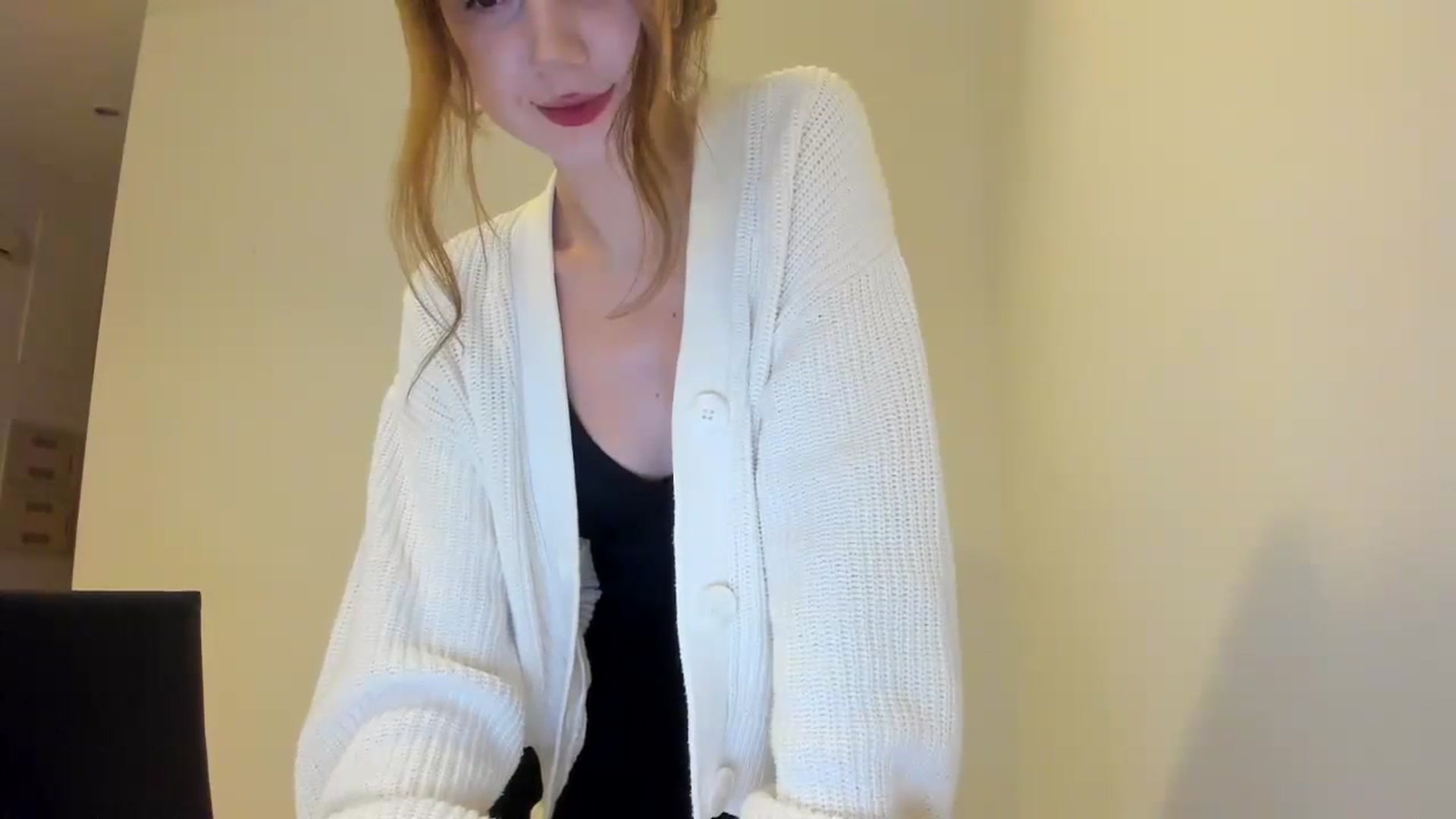 Gallery image thumbnail from Temptressy's myfreecams stream on, 11/05/2024, 19:27 image 16 of 20