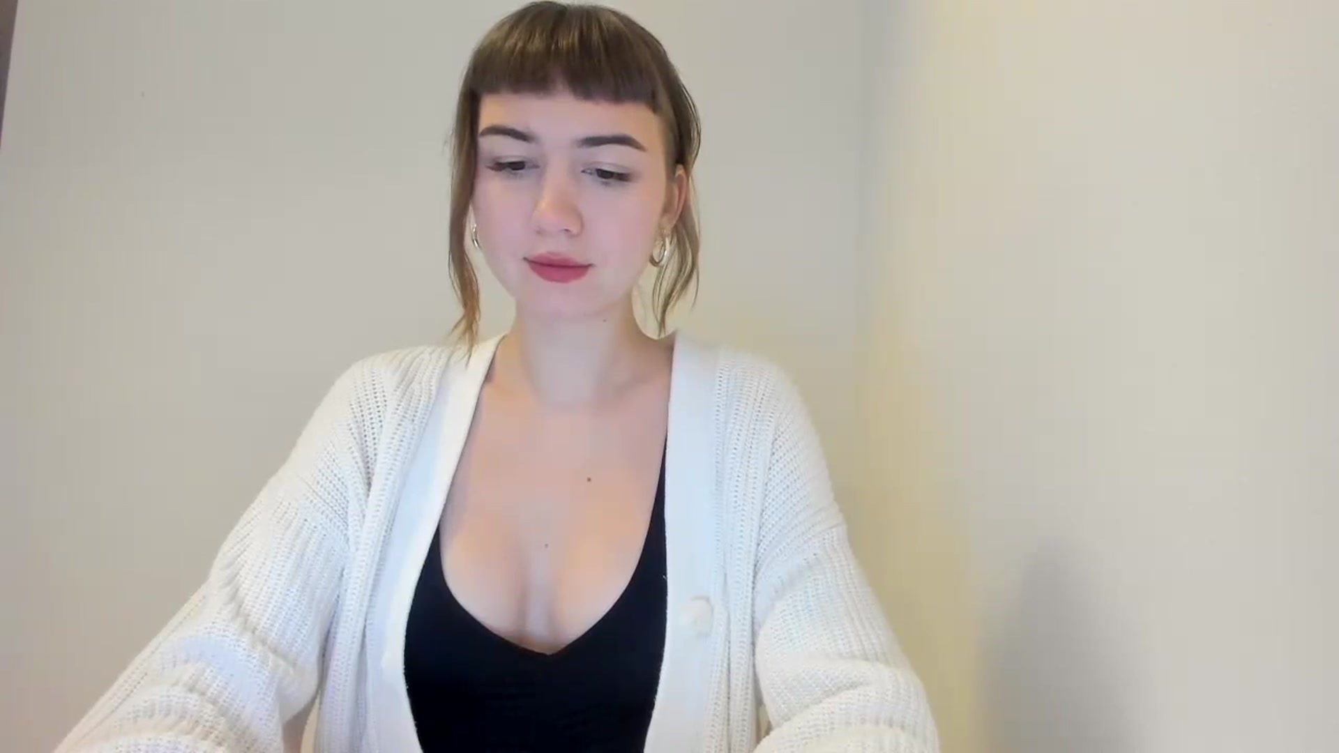 Gallery image thumbnail from Temptressy's myfreecams stream on, 11/18/2024, 16:10 image 5 of 20