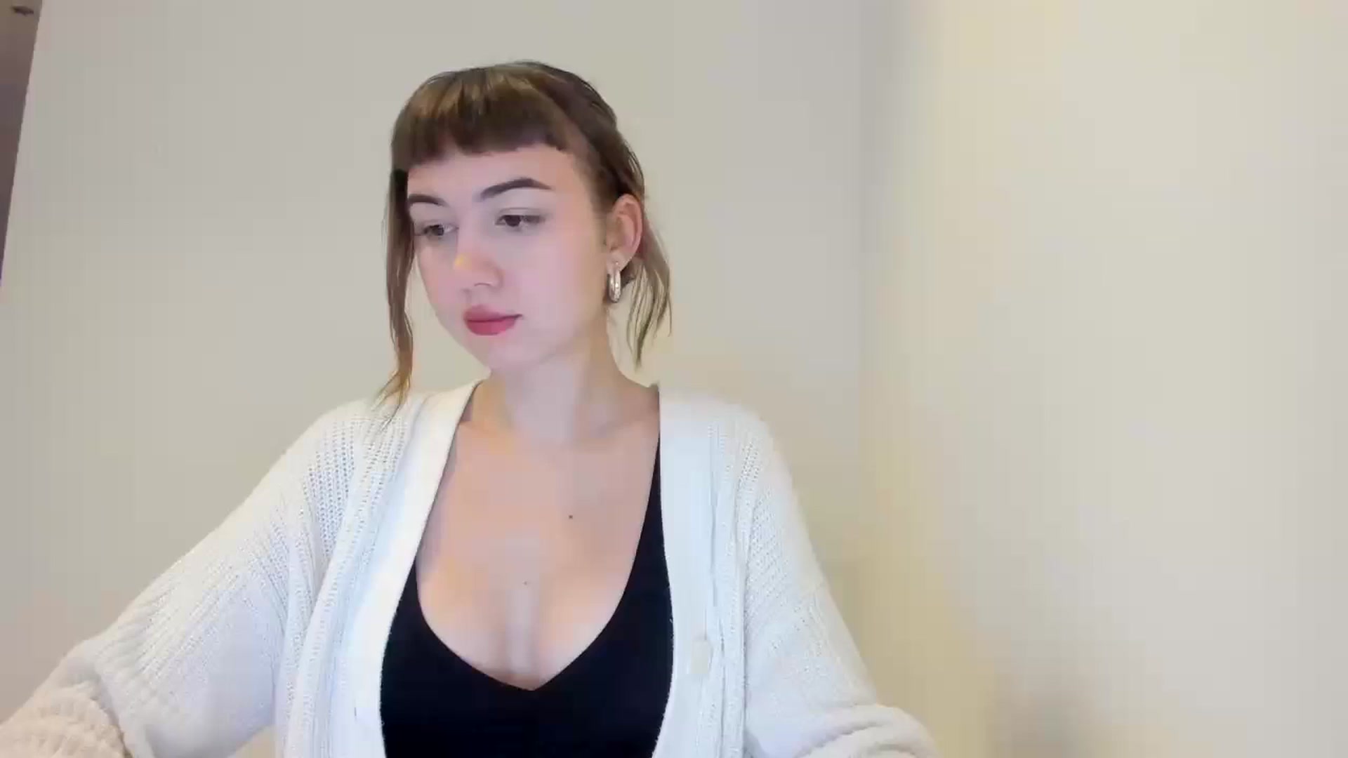 Gallery image thumbnail from Temptressy's myfreecams stream on, 11/18/2024, 16:10 image 2 of 20