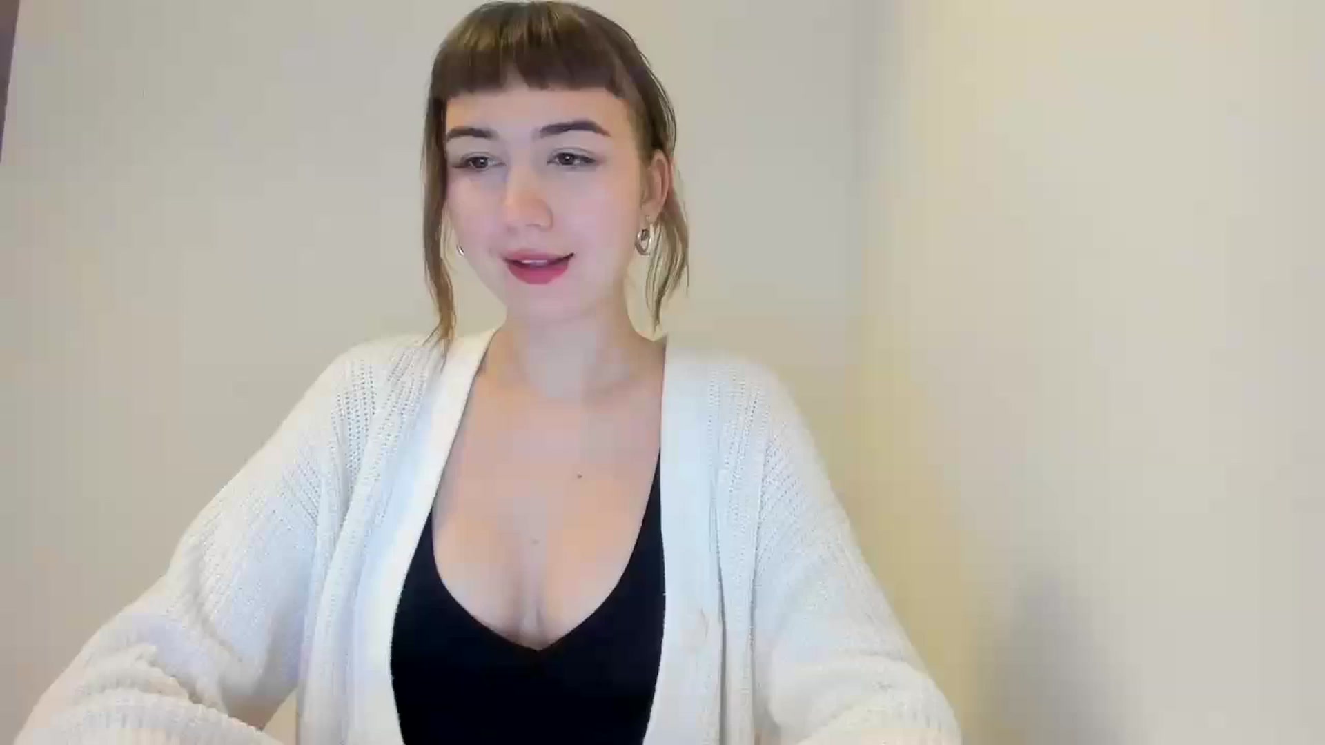 Gallery image thumbnail from Temptressy's myfreecams stream on, 11/18/2024, 16:10 image 9 of 20