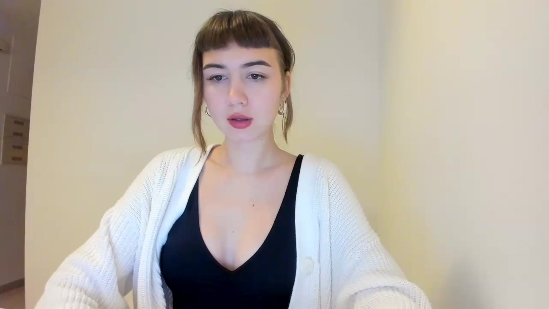 Gallery image thumbnail from Temptressy's myfreecams stream on, 11/18/2024, 16:37 image 5 of 20