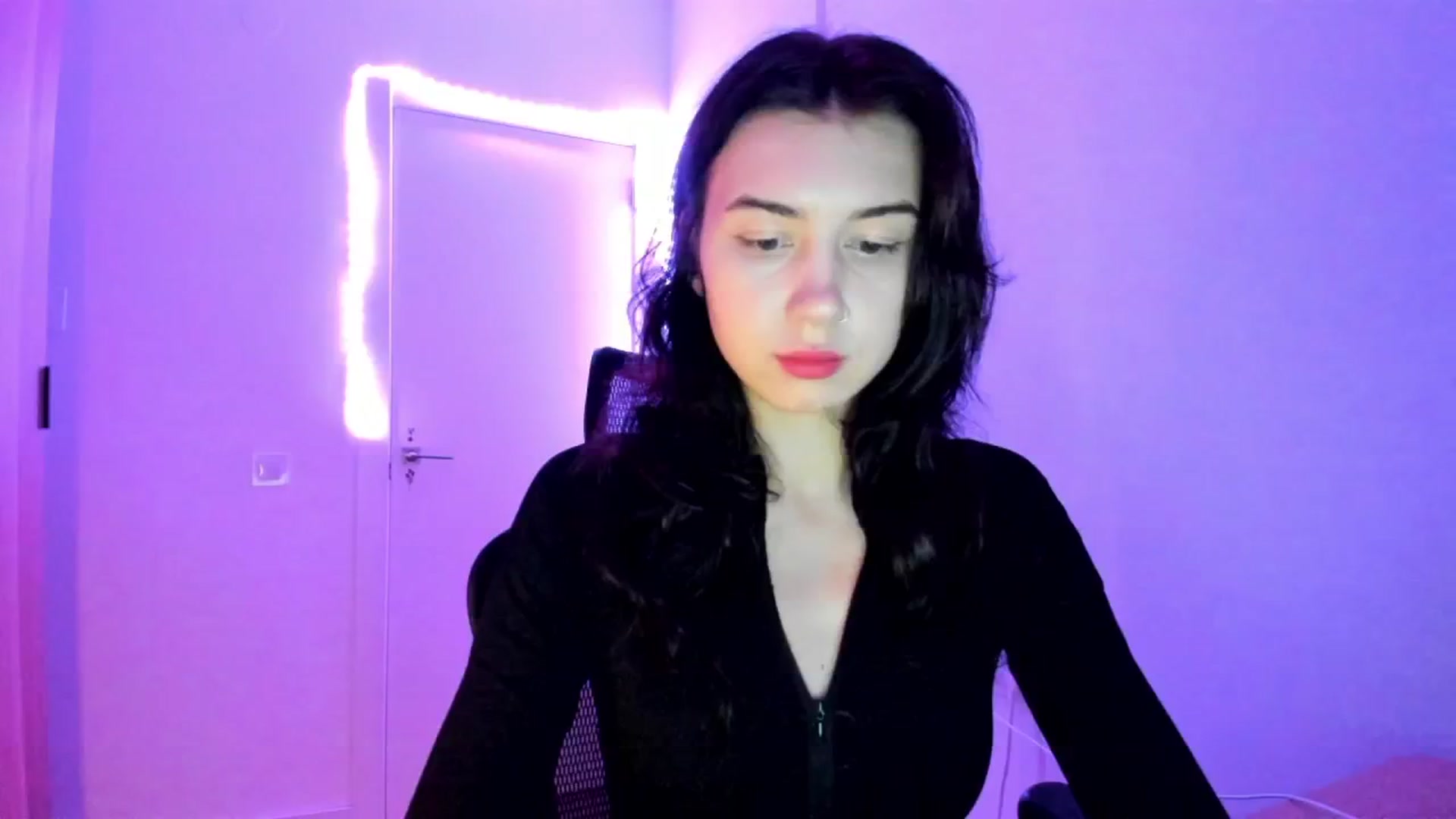 Gallery image thumbnail from Temptressy's myfreecams stream on, 04/27/2026, 19:55 image 5 of 20