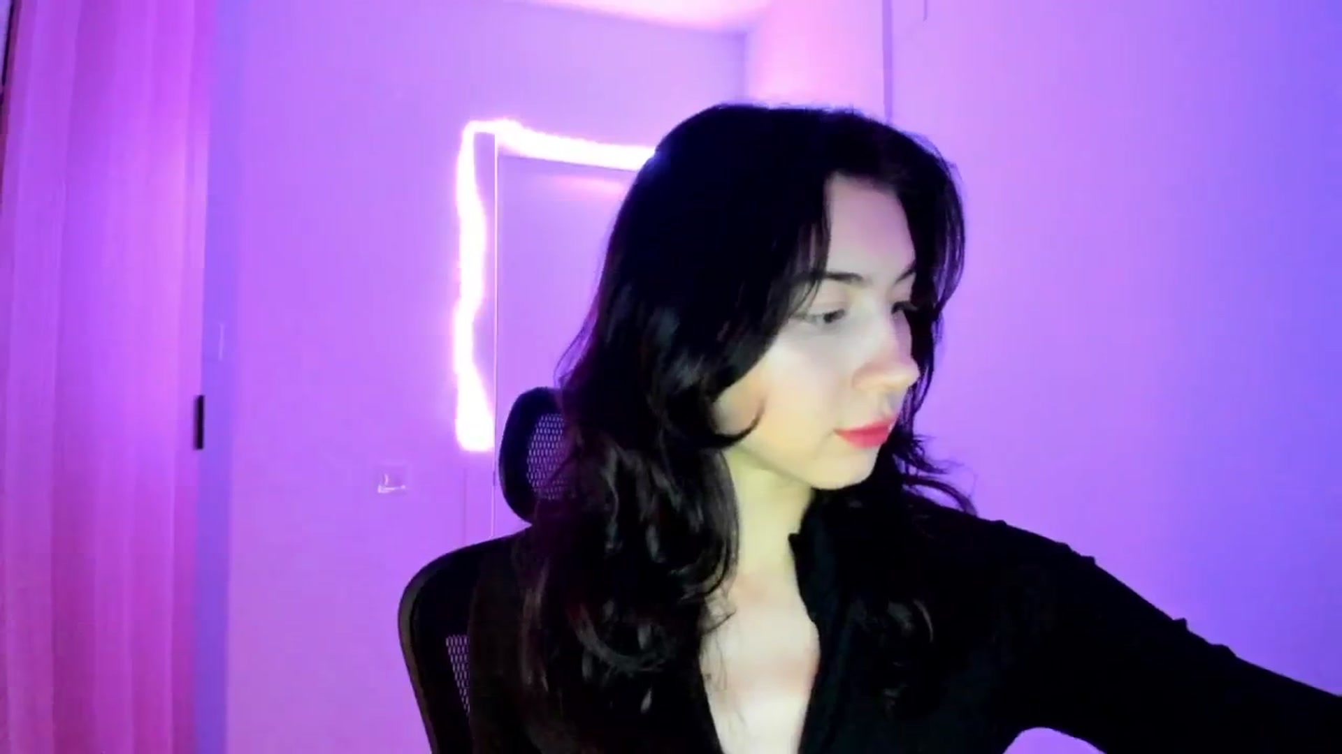 Gallery image thumbnail from Temptressy's myfreecams stream on, 04/27/2026, 19:55 image 19 of 20