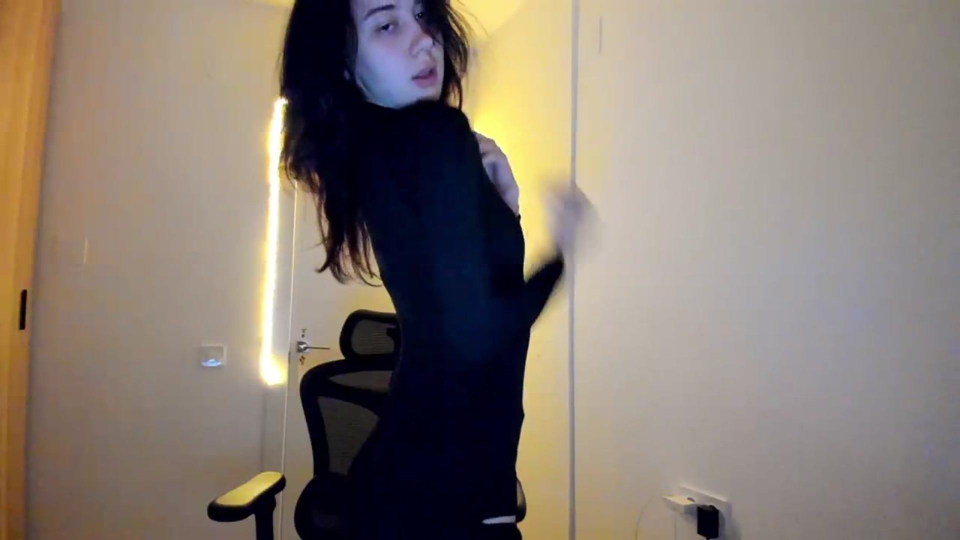 Gallery image thumbnail from Temptressy's myfreecams stream on, 05/26/2026, 20:46 image 3 of 20