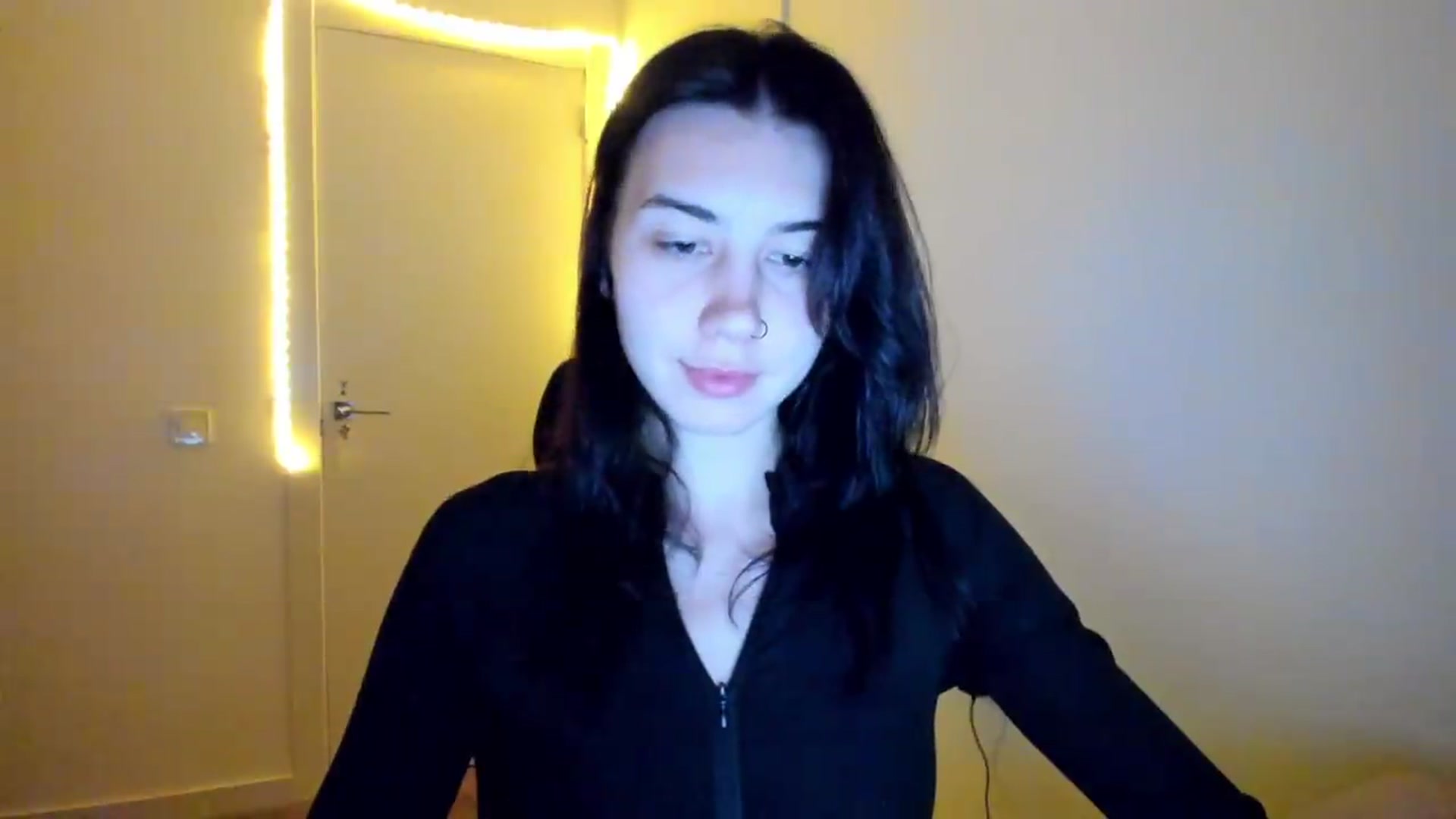 Gallery image thumbnail from Temptressy's myfreecams stream on, 05/26/2026, 20:46 image 17 of 20