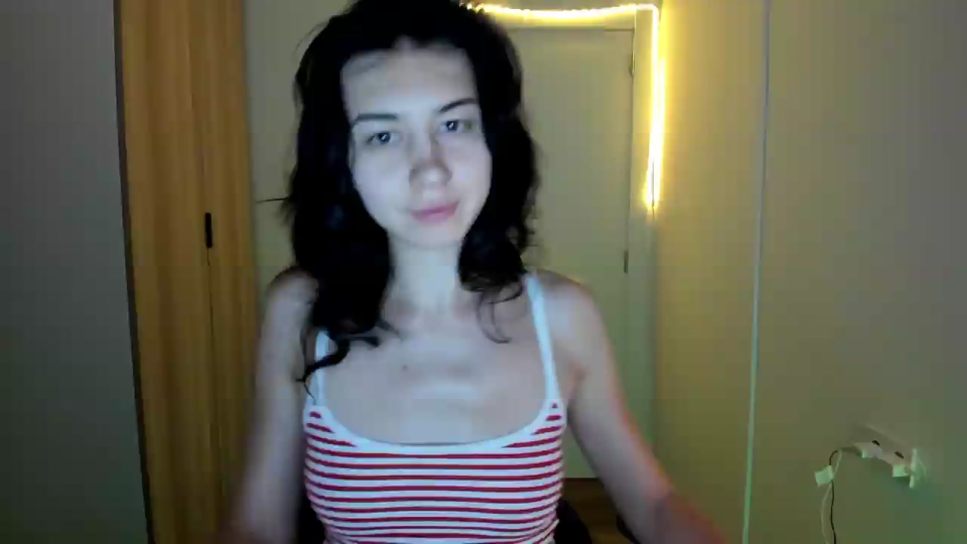 Gallery image thumbnail from Temptressy's myfreecams stream on, 06/05/2026, 17:37 image 16 of 20