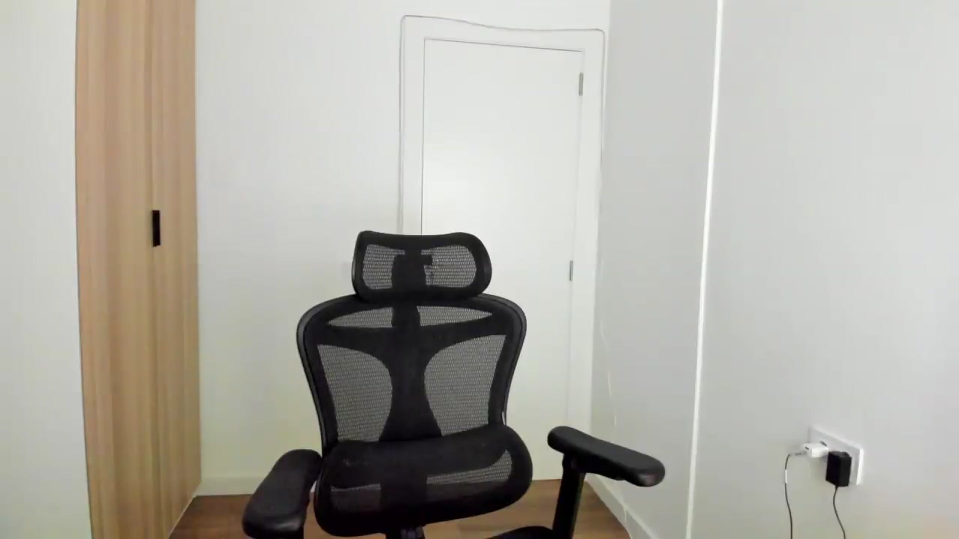 Gallery image thumbnail from Temptressy's myfreecams stream on, 06/09/2026, 16:33 image 6 of 20