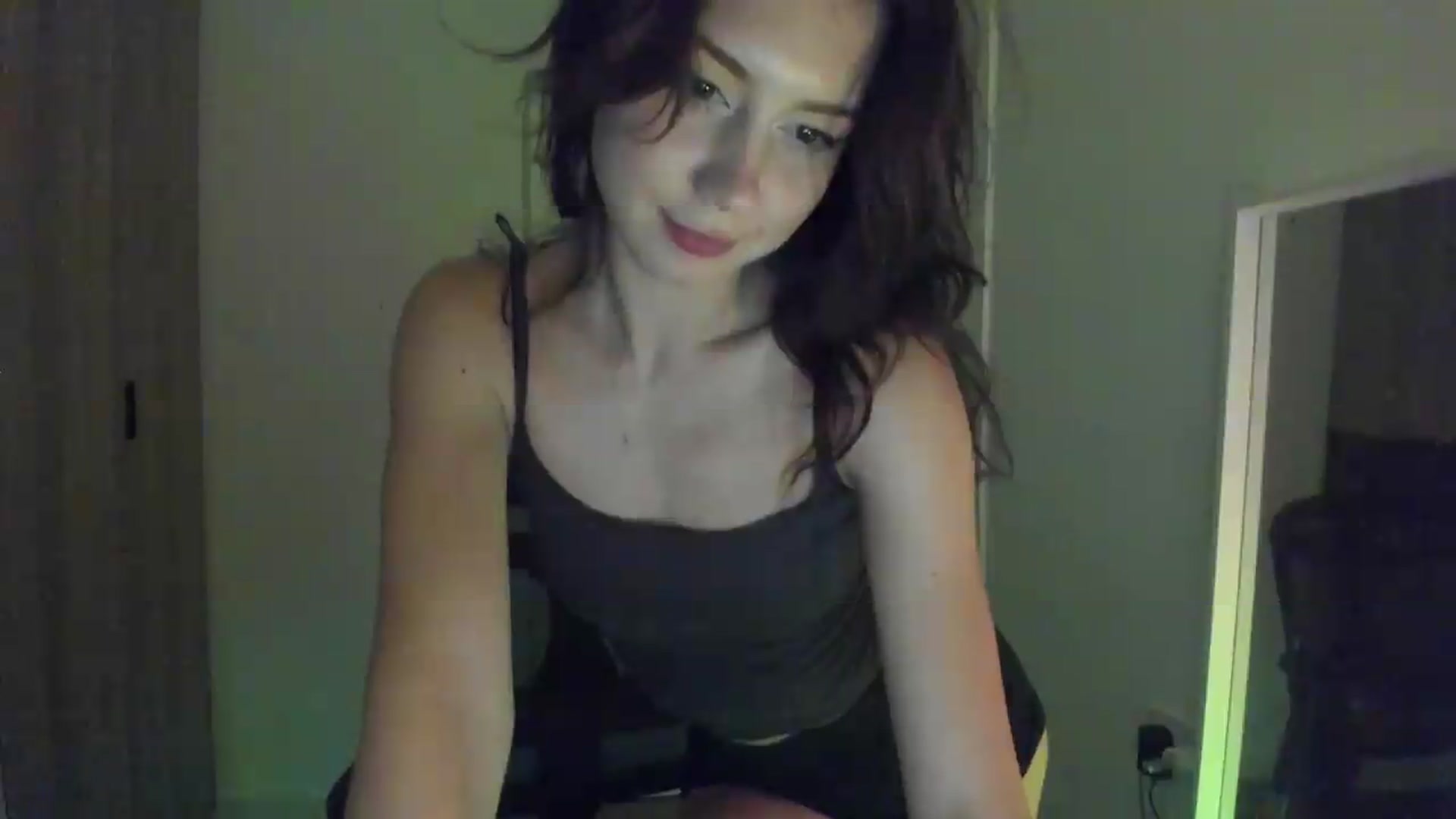 Gallery image thumbnail from Temptressy's myfreecams stream on, 08/13/2026, 19:26 image 8 of 20