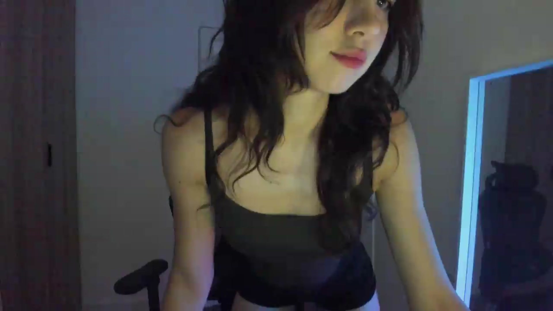Gallery image thumbnail from Temptressy's myfreecams stream on, 08/13/2026, 19:26 image 10 of 20