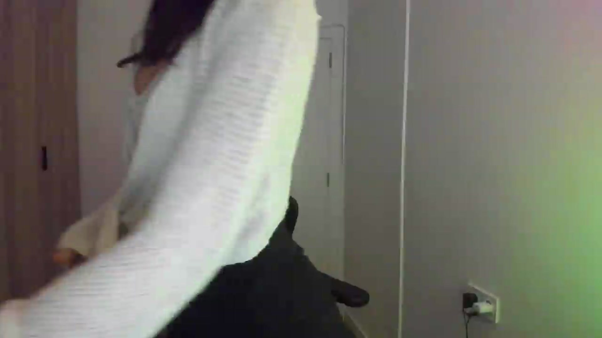 Gallery image thumbnail from Temptressy's myfreecams stream on, 08/17/2026, 19:36 image 7 of 20