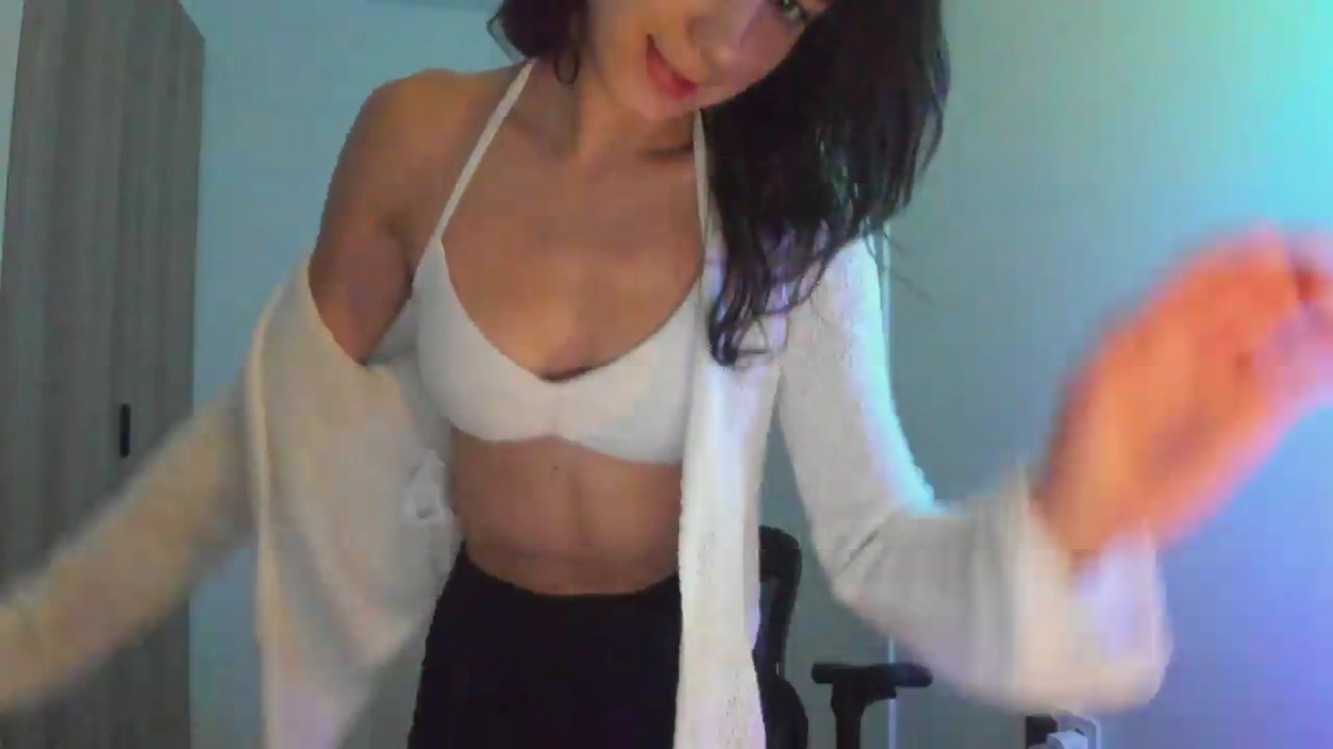 Gallery image thumbnail from Temptressy's myfreecams stream on, 08/17/2026, 20:29 image 4 of 20