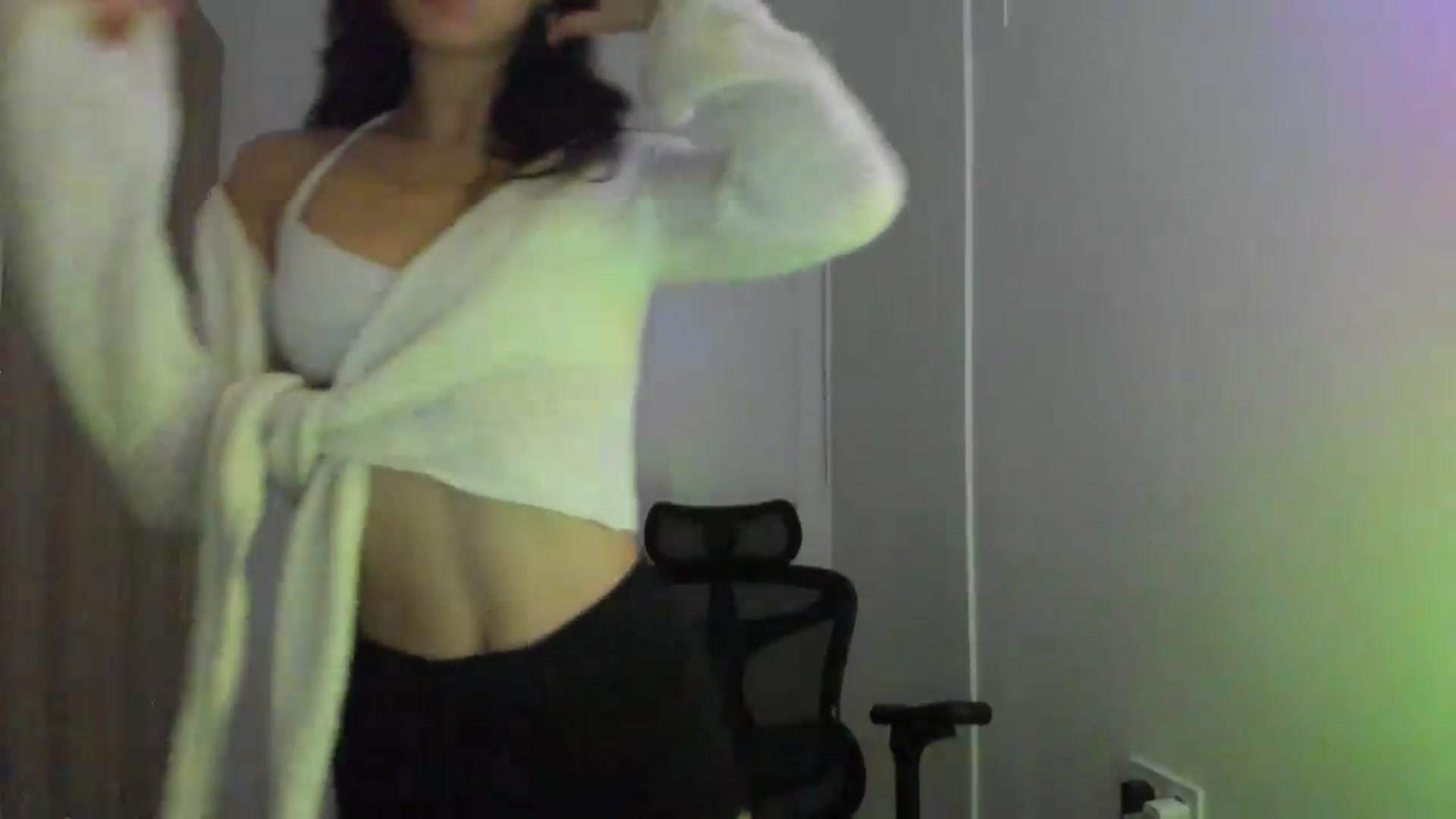 Gallery image thumbnail from Temptressy's myfreecams stream on, 08/17/2026, 20:29 image 7 of 20