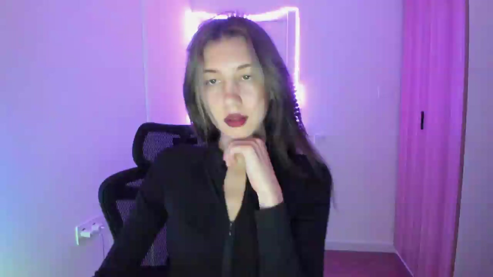 Gallery image thumbnail from Temptressy's myfreecams stream on, 09/04/2026, 19:30 image 4 of 20