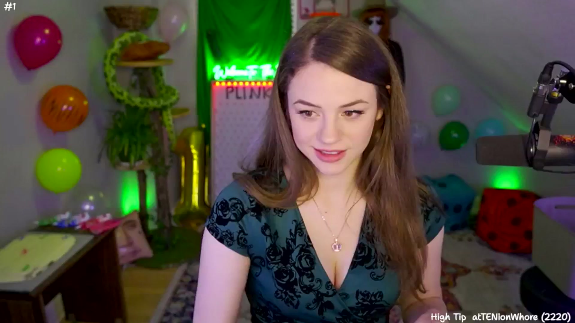 Gallery image thumbnail from TenYearsLater's myfreecams stream on, 07/02/2024, 05:11 image 3 of 20