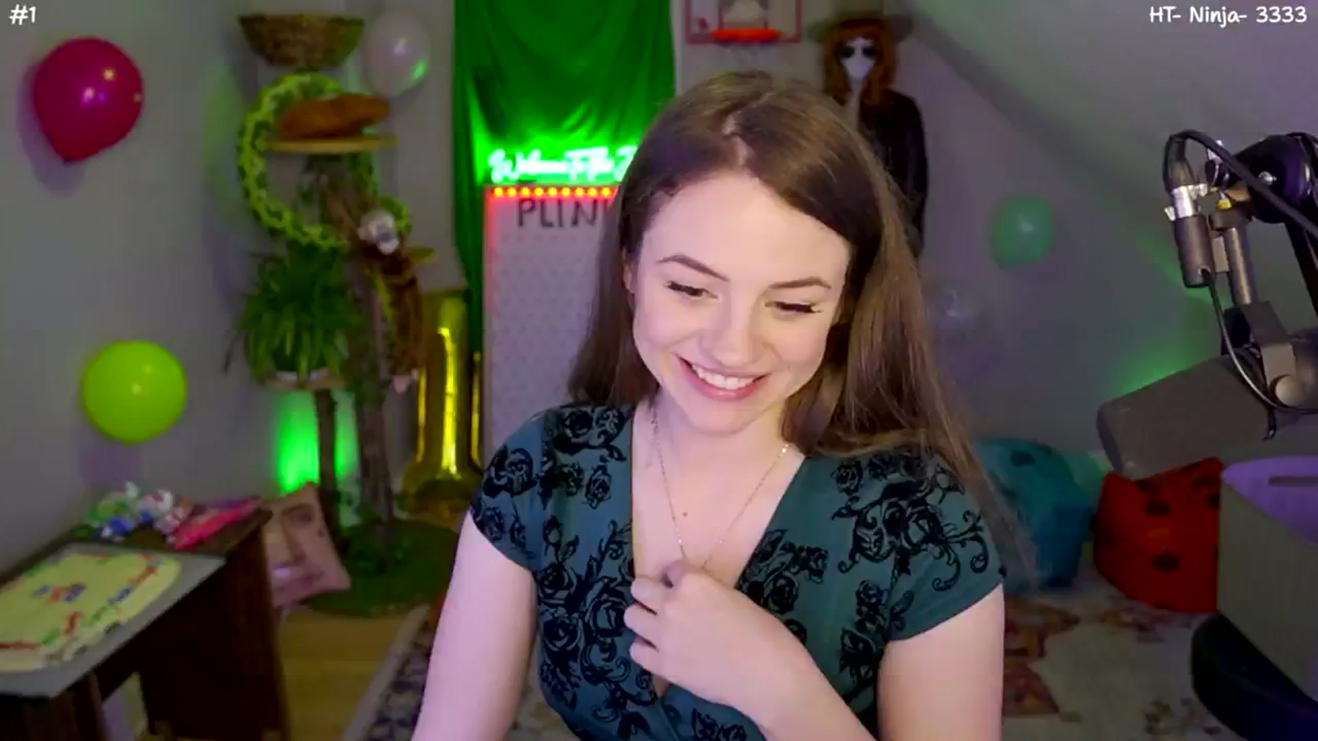 Gallery image thumbnail from TenYearsLater's myfreecams stream on, 07/02/2024, 05:11 image 14 of 20