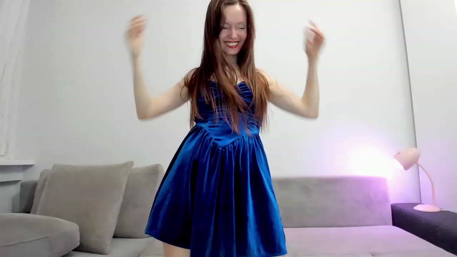 Gallery image thumbnail from Tenar's myfreecams stream on, 11/22/2022, 20:32 image 16 of 20