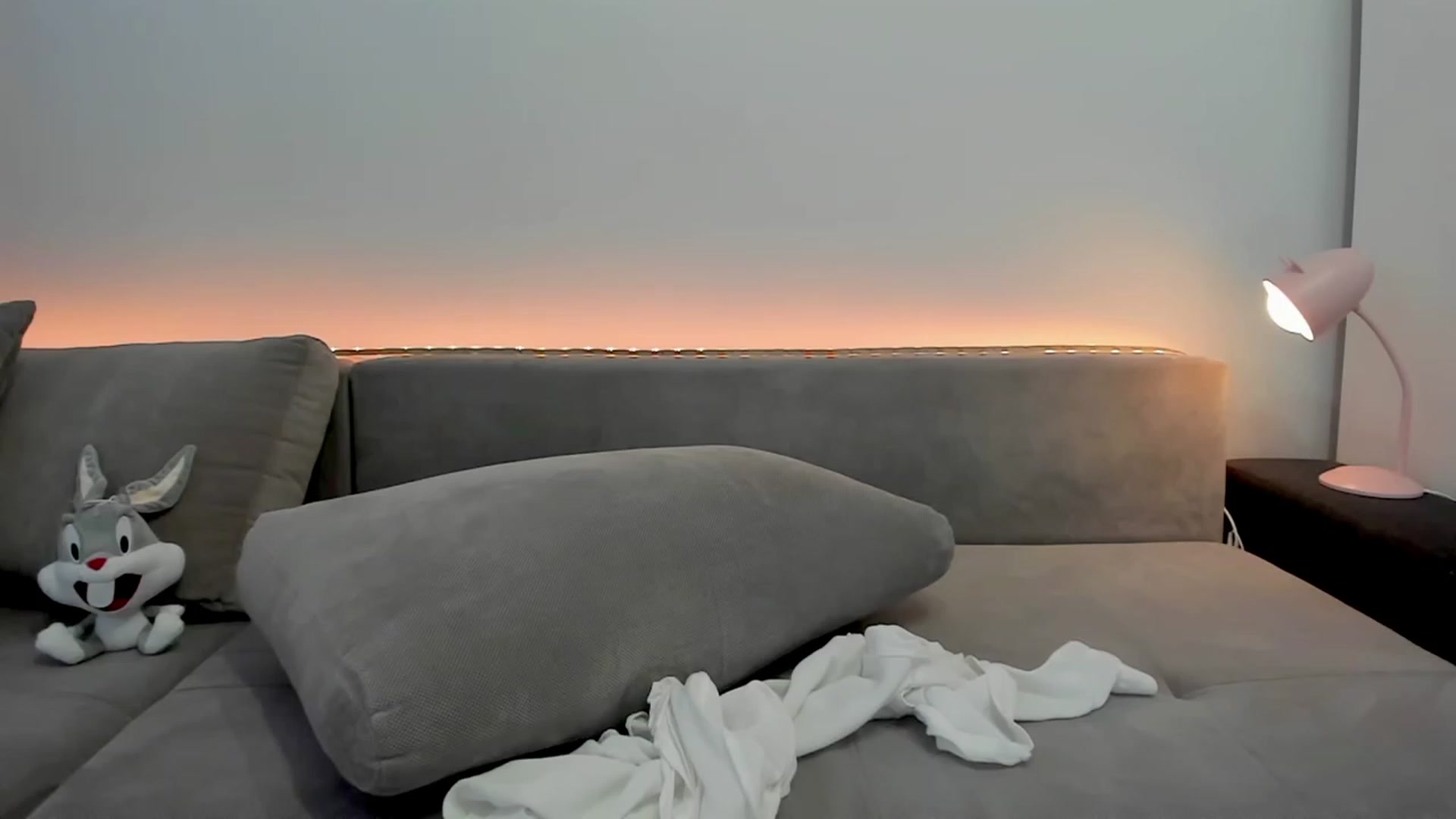 Gallery image thumbnail from Tenar's myfreecams stream on, 01/18/2023, 14:03 image 8 of 20