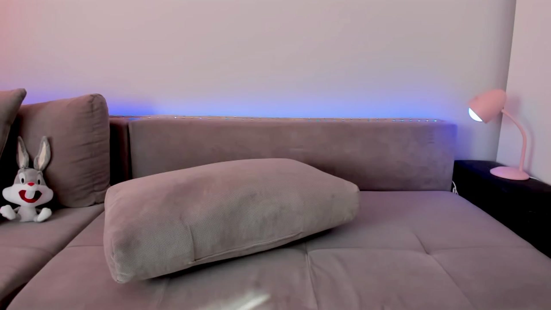 Gallery image thumbnail from Tenar's myfreecams stream on, 03/29/2023, 13:40 image 19 of 20