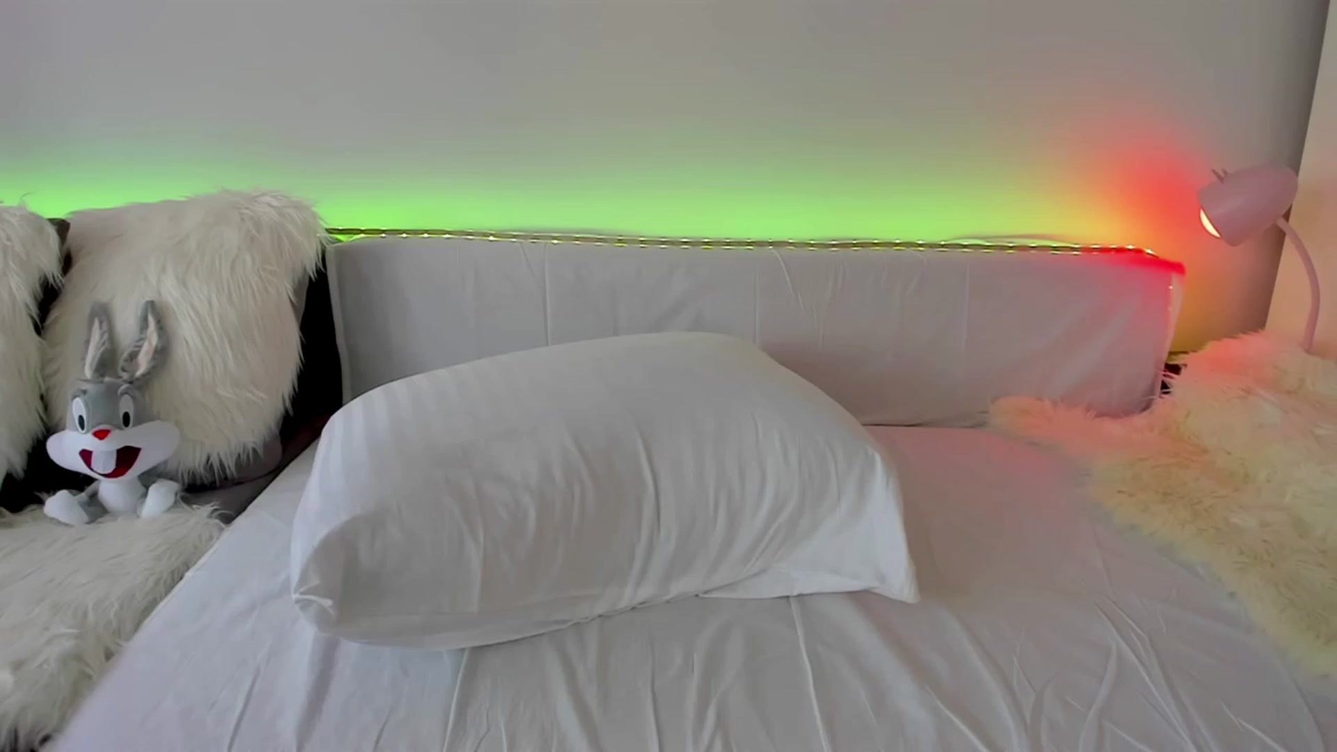Gallery image thumbnail from Tenar's myfreecams stream on, 08/19/2023, 09:59 image 9 of 20