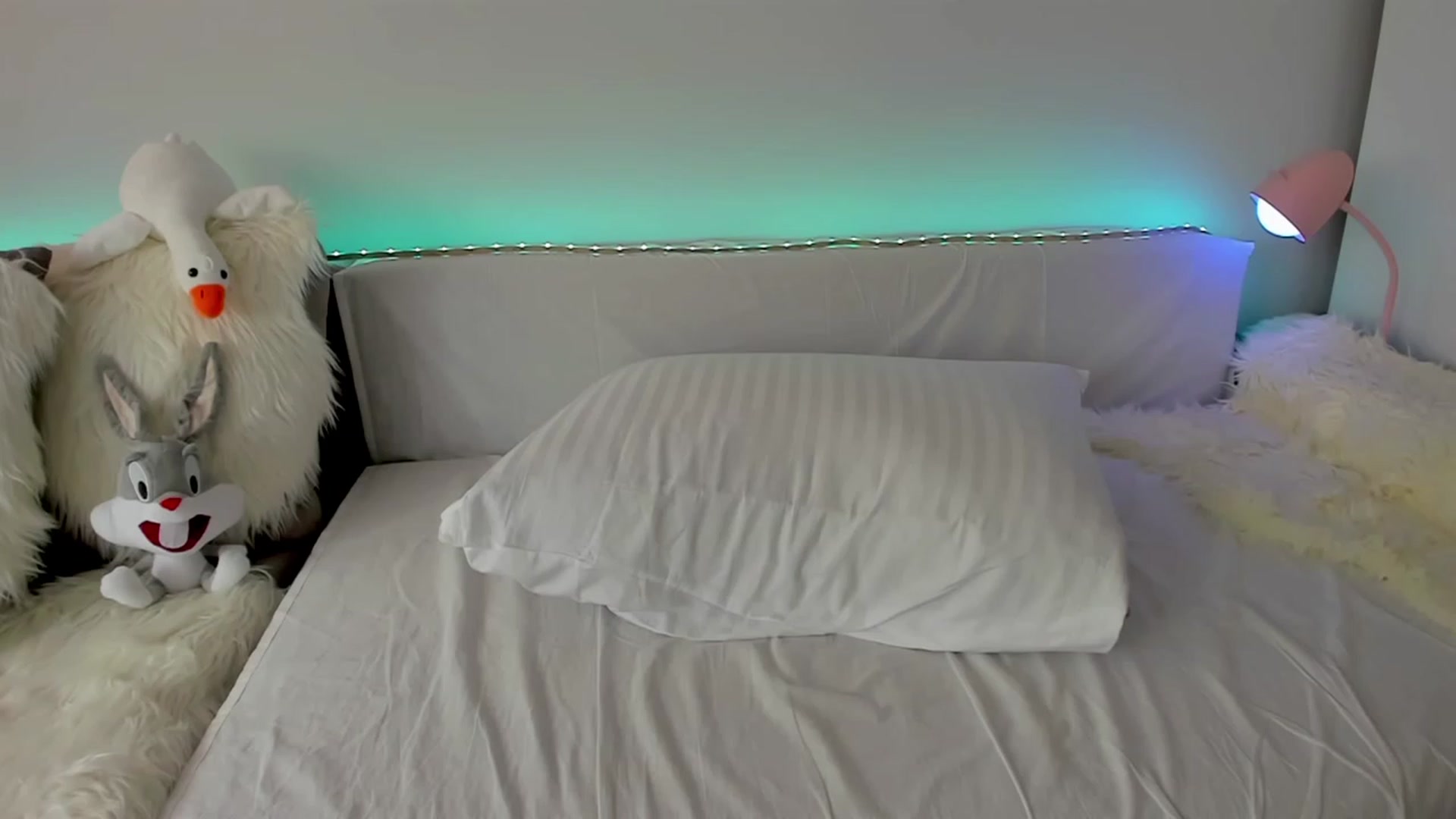 Gallery image thumbnail from Tenar's myfreecams stream on, 09/13/2023, 13:10 image 7 of 20