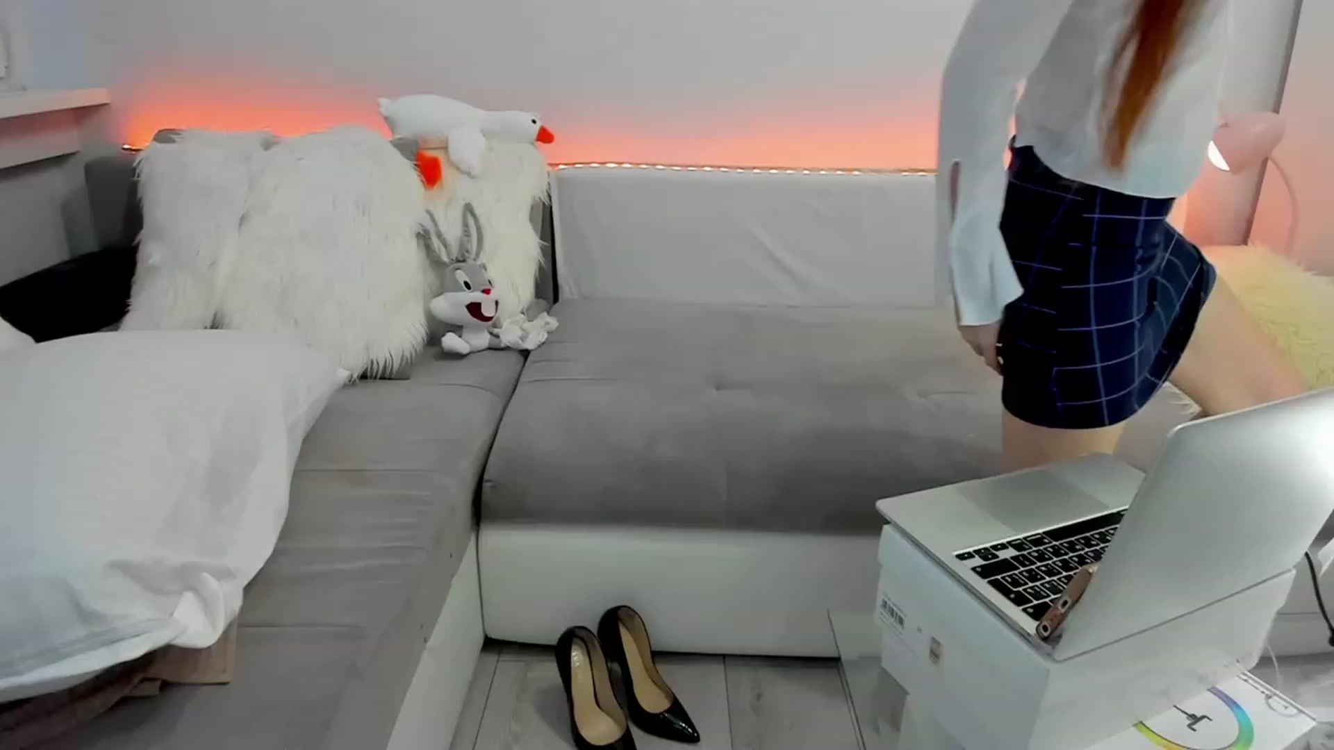 Gallery image thumbnail from Tenar's myfreecams stream on, 02/12/2024, 18:32 image 16 of 20