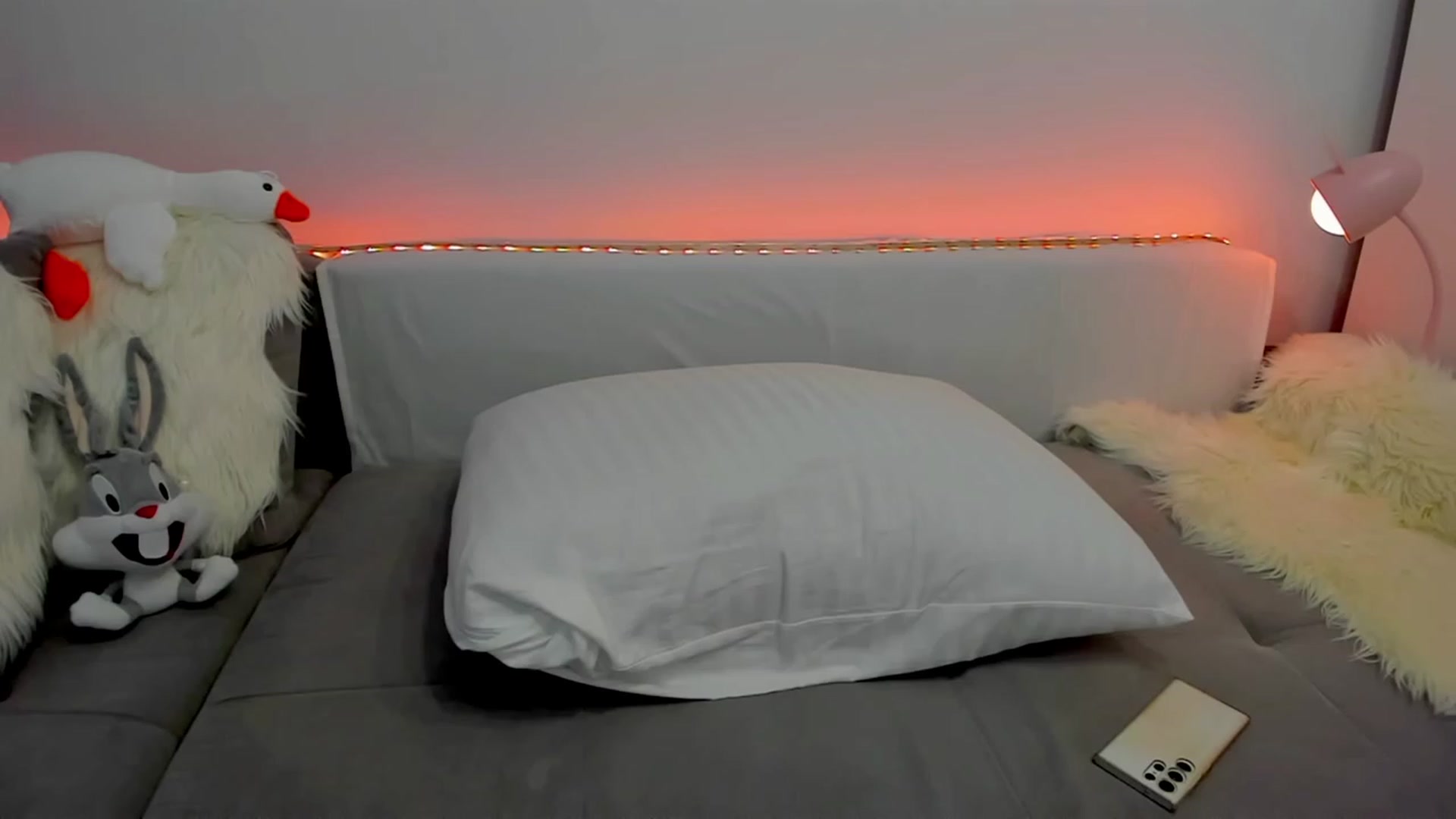 Gallery image thumbnail from Tenar's myfreecams stream on, 02/12/2024, 18:32 image 6 of 20