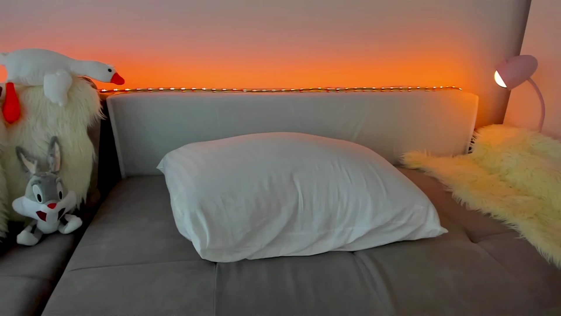 Gallery image thumbnail from Tenar's myfreecams stream on, 02/17/2024, 14:00 image 19 of 20