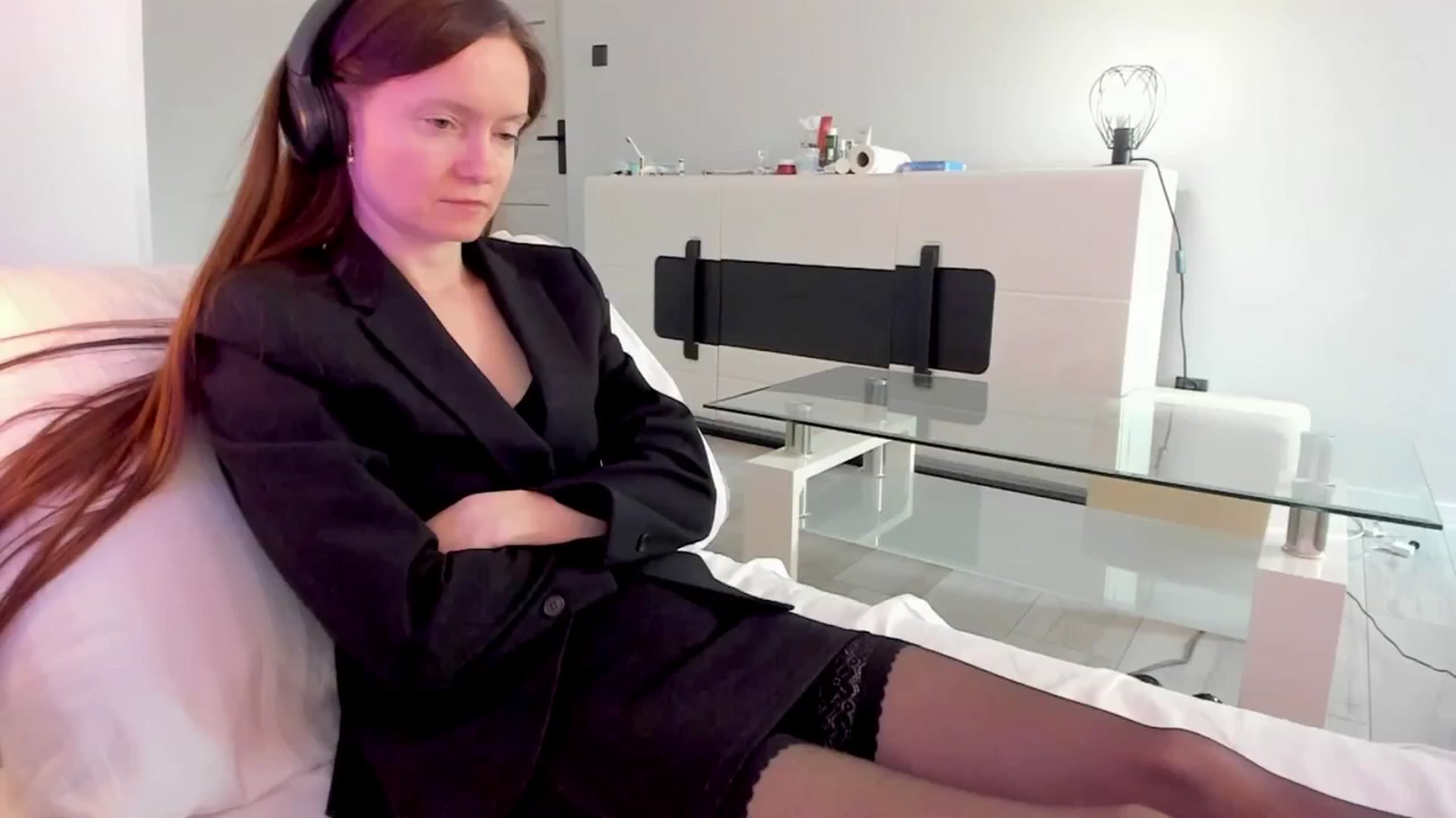 Gallery image thumbnail from Tenar's myfreecams stream on, 03/29/2025, 15:20 image 13 of 20