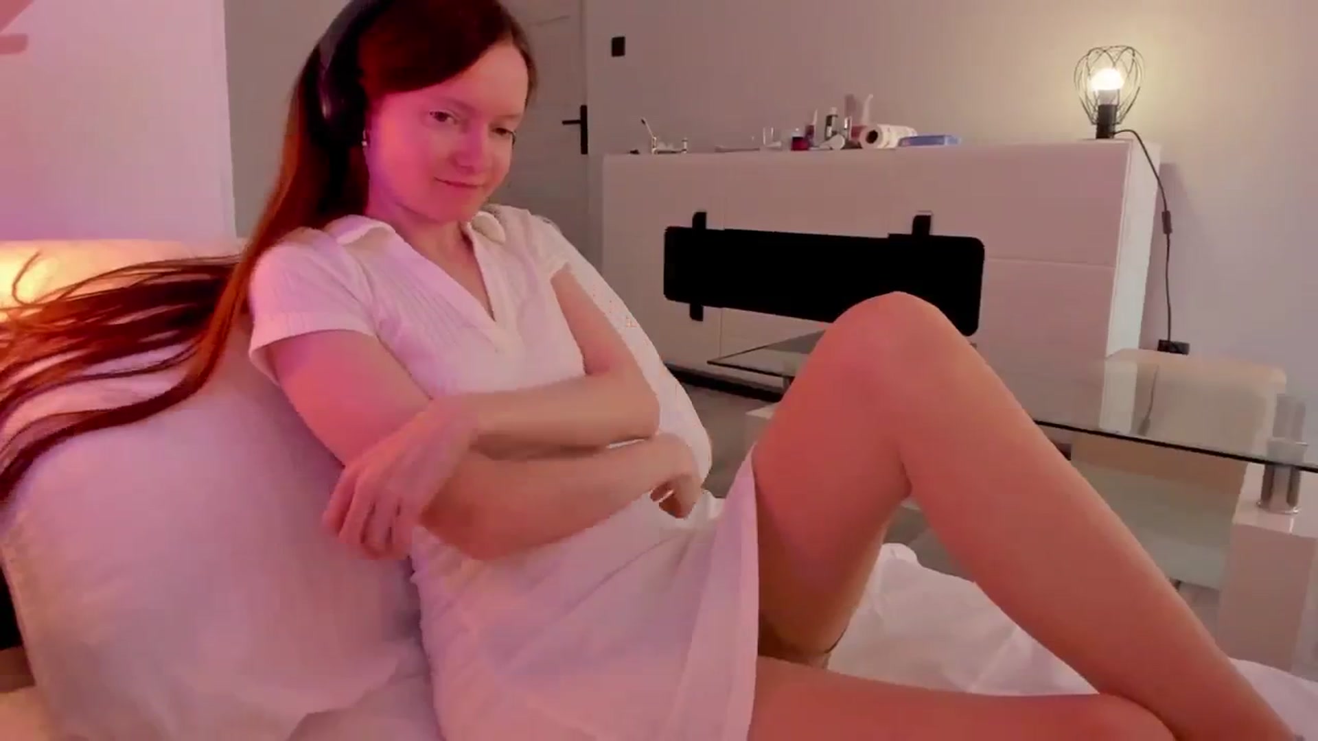 Gallery image thumbnail from Tenar's myfreecams stream on, 03/31/2025, 12:23 image 13 of 20