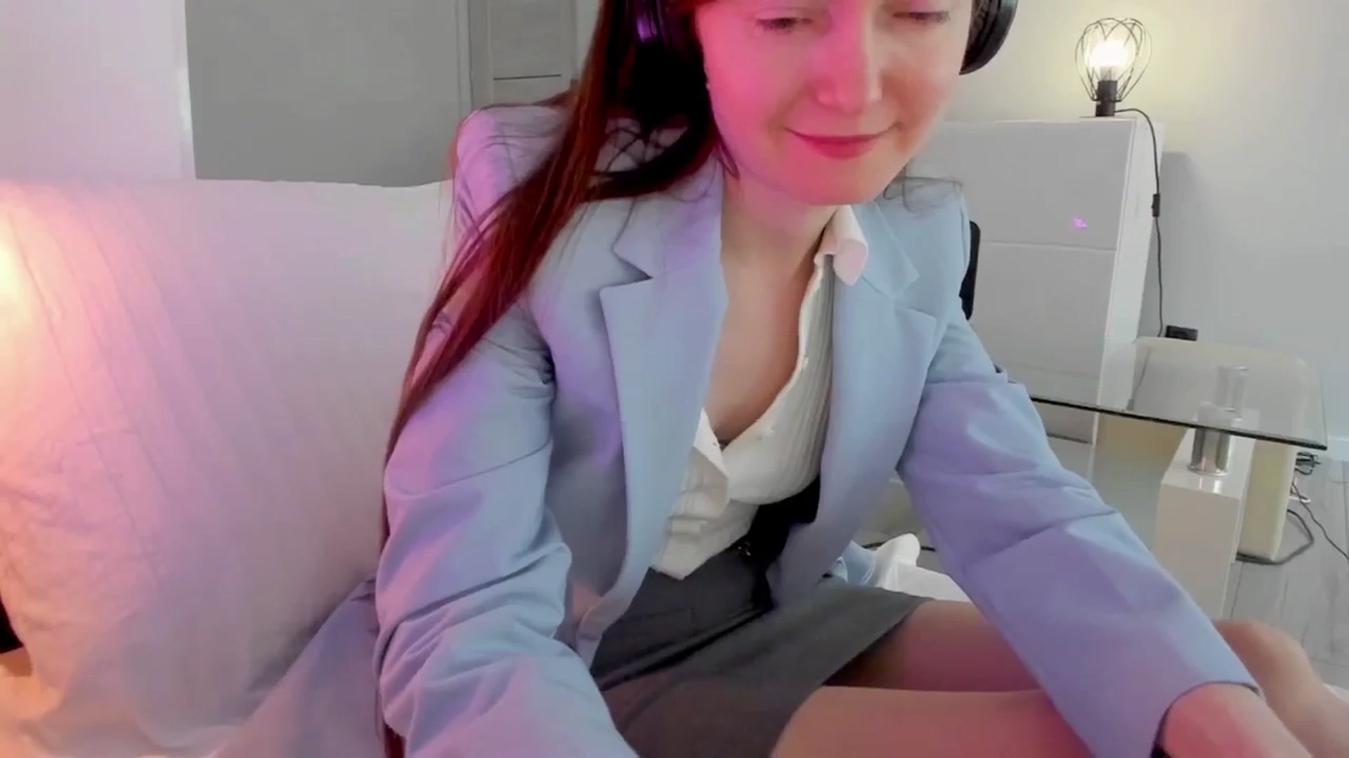 Gallery image thumbnail from Tenar's myfreecams stream on, 07/11/2025, 13:31 image 4 of 20