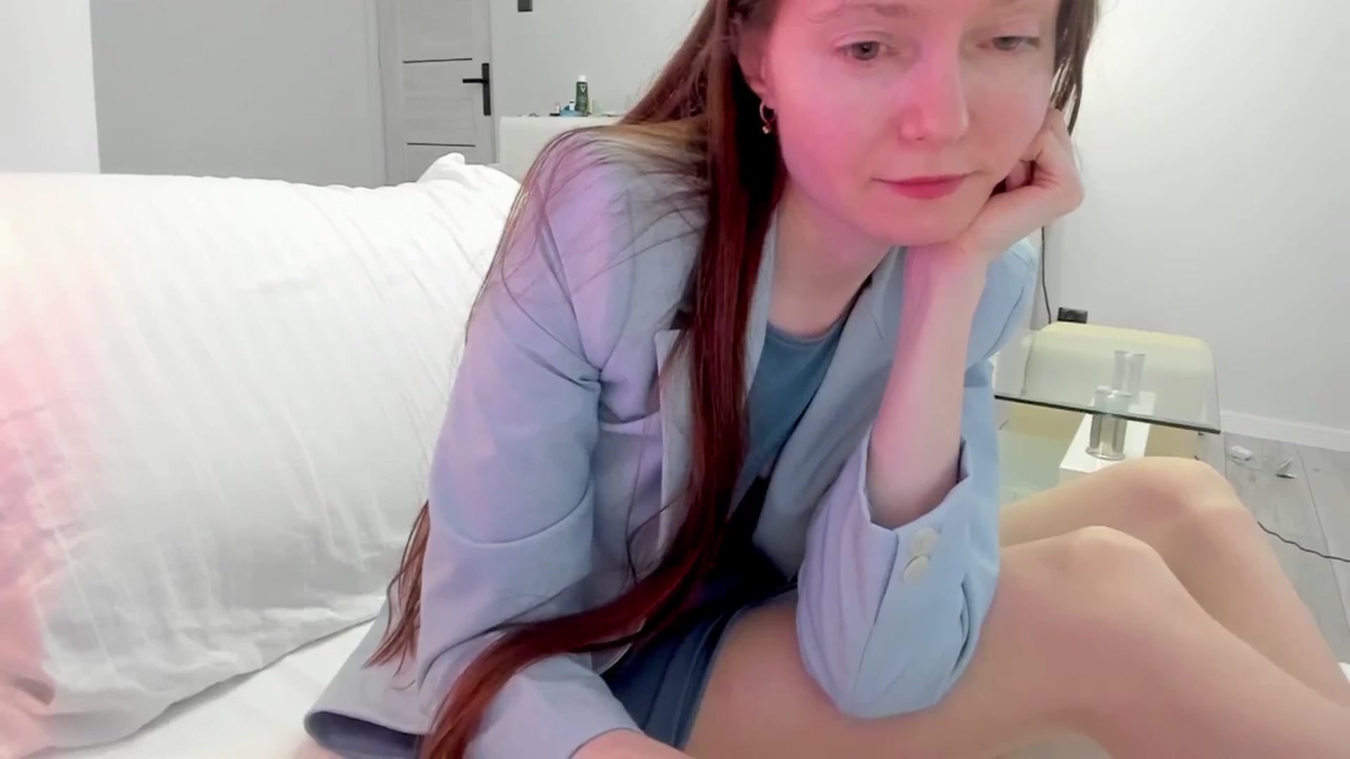 Gallery image thumbnail from Tenar's myfreecams stream on, 07/17/2025, 19:48 image 3 of 20