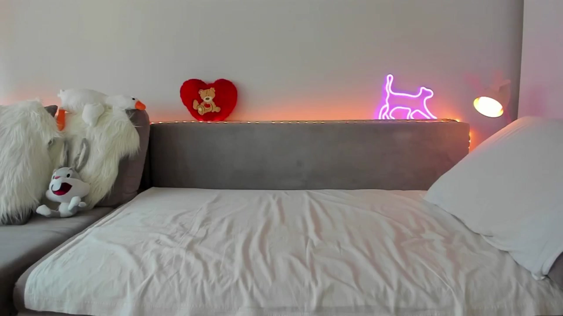 Gallery image thumbnail from Tenar's myfreecams stream on, 08/27/2025, 09:34 image 16 of 20