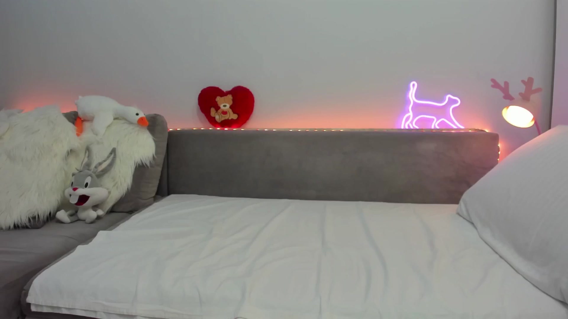 Gallery image thumbnail from Tenar's myfreecams stream on, 10/04/2025, 17:06 image 18 of 20