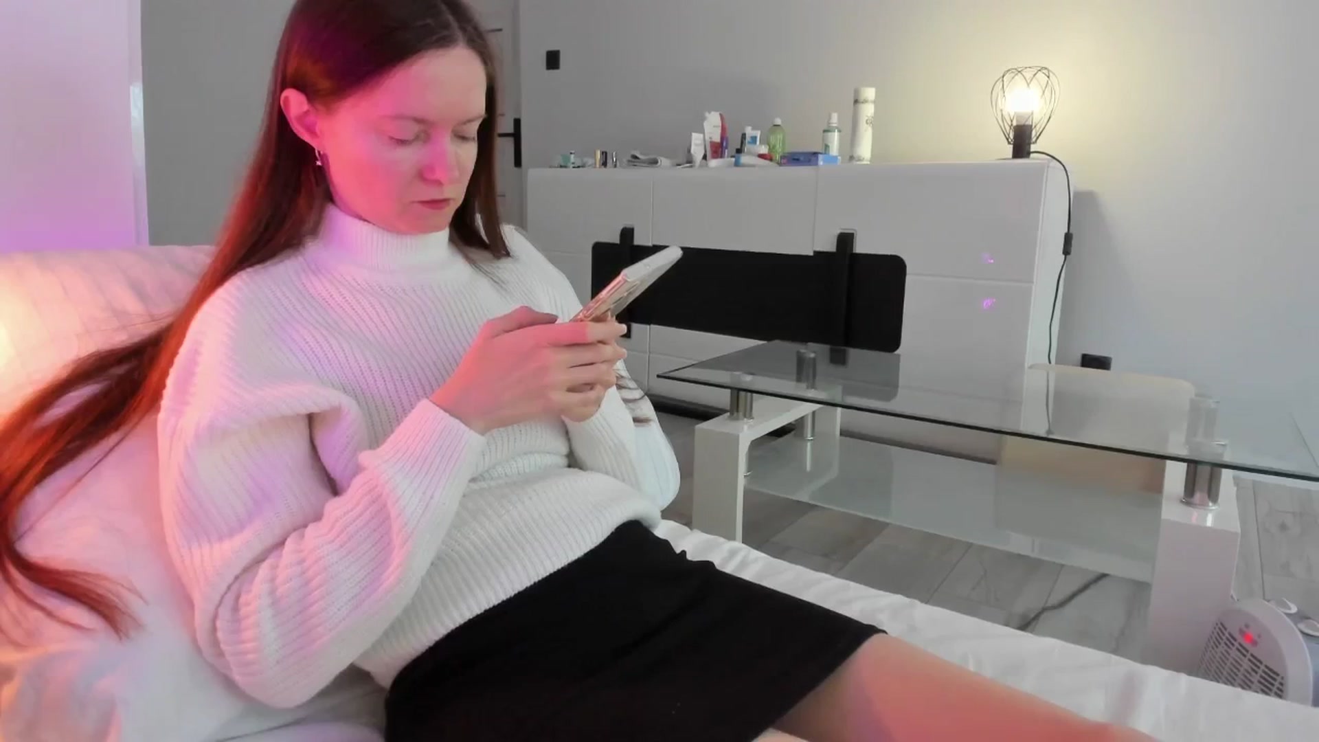 Gallery image thumbnail from Tenar's myfreecams stream on, 11/10/2025, 11:17 image 4 of 20