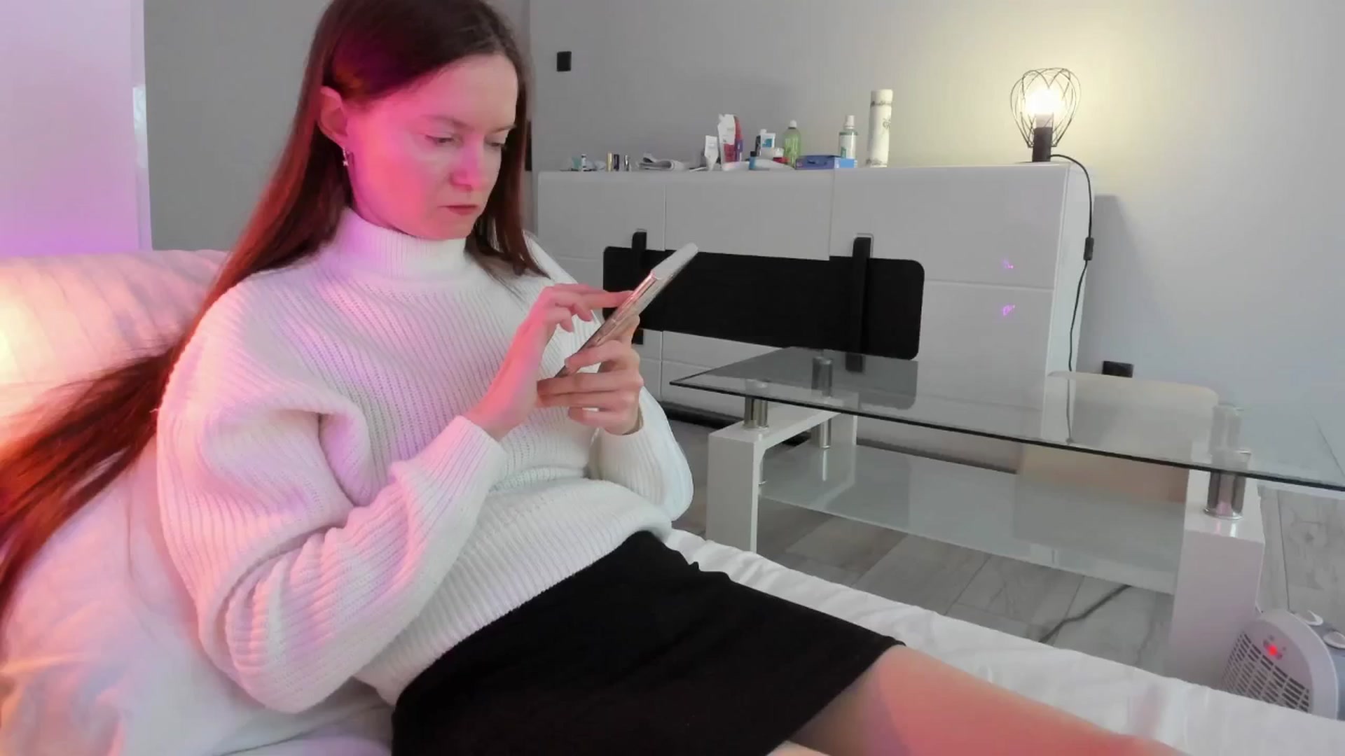 Gallery image thumbnail from Tenar's myfreecams stream on, 11/10/2025, 11:17 image 5 of 20