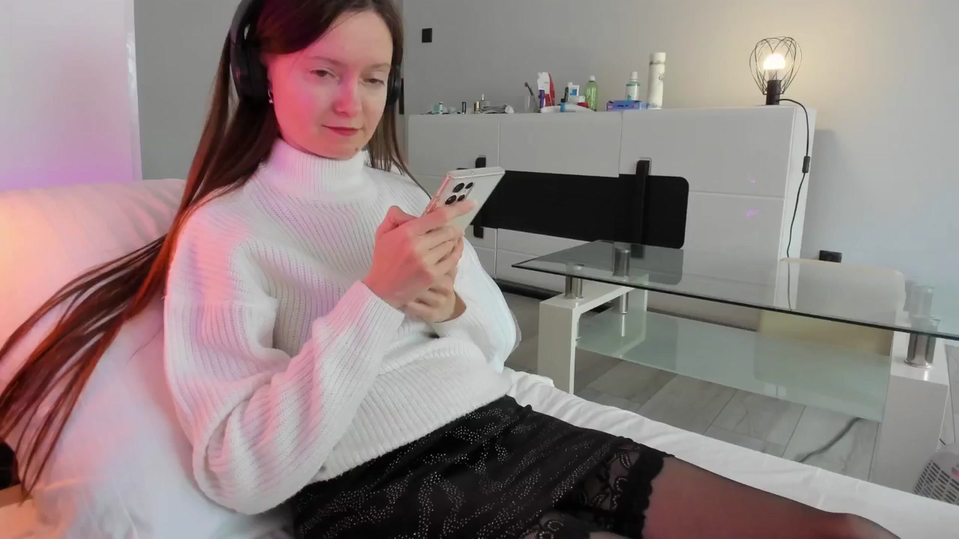 Gallery image thumbnail from Tenar's myfreecams stream on, 11/11/2025, 11:39 image 17 of 20