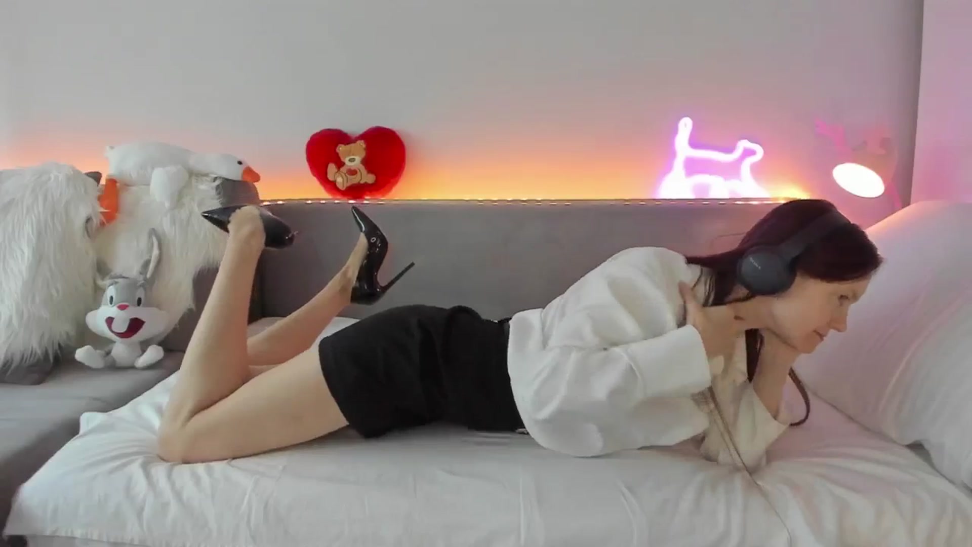 Gallery image thumbnail from Tenar's myfreecams stream on, 12/16/2025, 11:01 image 15 of 20
