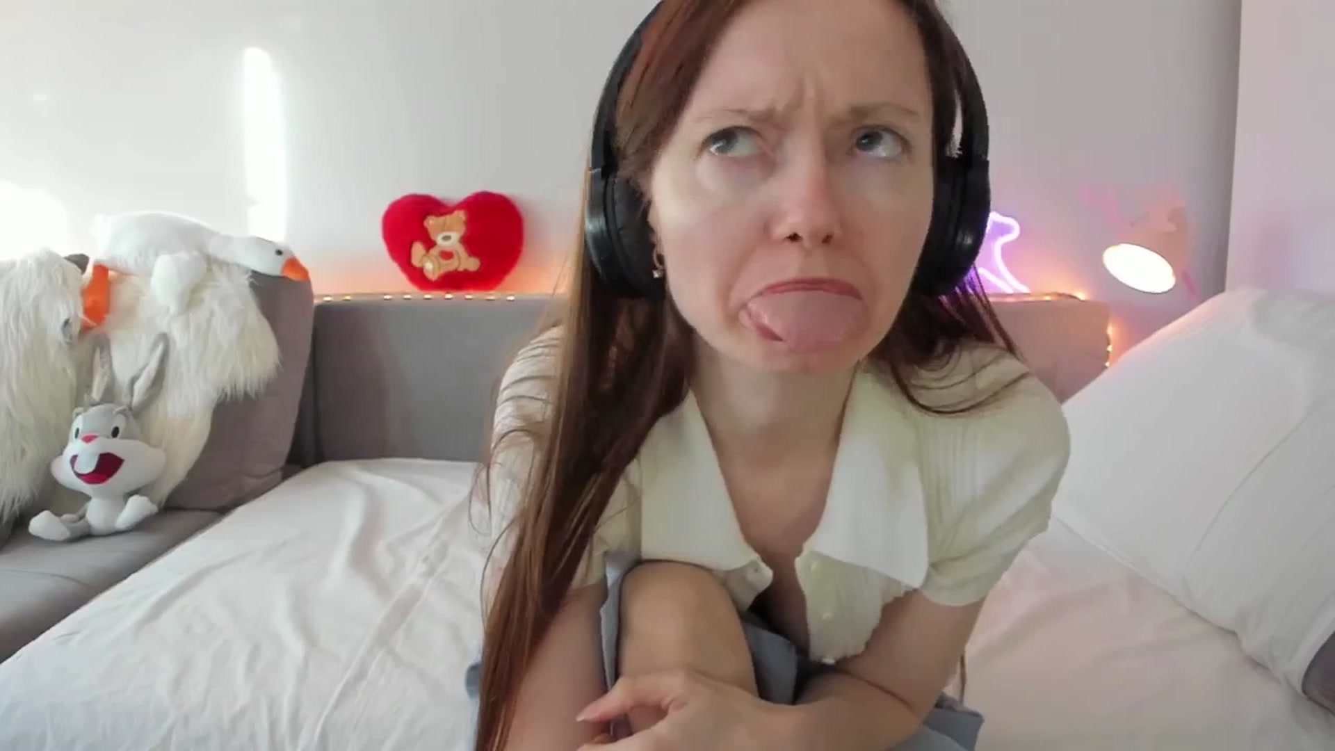 Gallery image thumbnail from Tenar's myfreecams stream on, 12/19/2025, 12:18 image 19 of 20