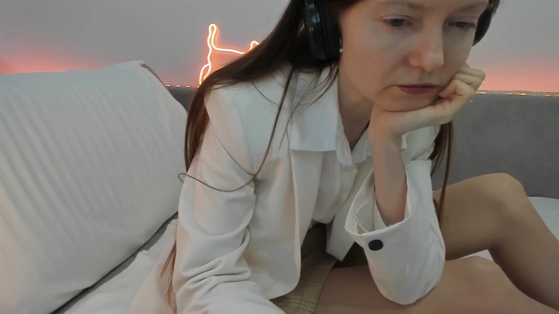 Gallery image thumbnail from Tenar's myfreecams stream on, 02/09/2026, 15:05 image 17 of 20