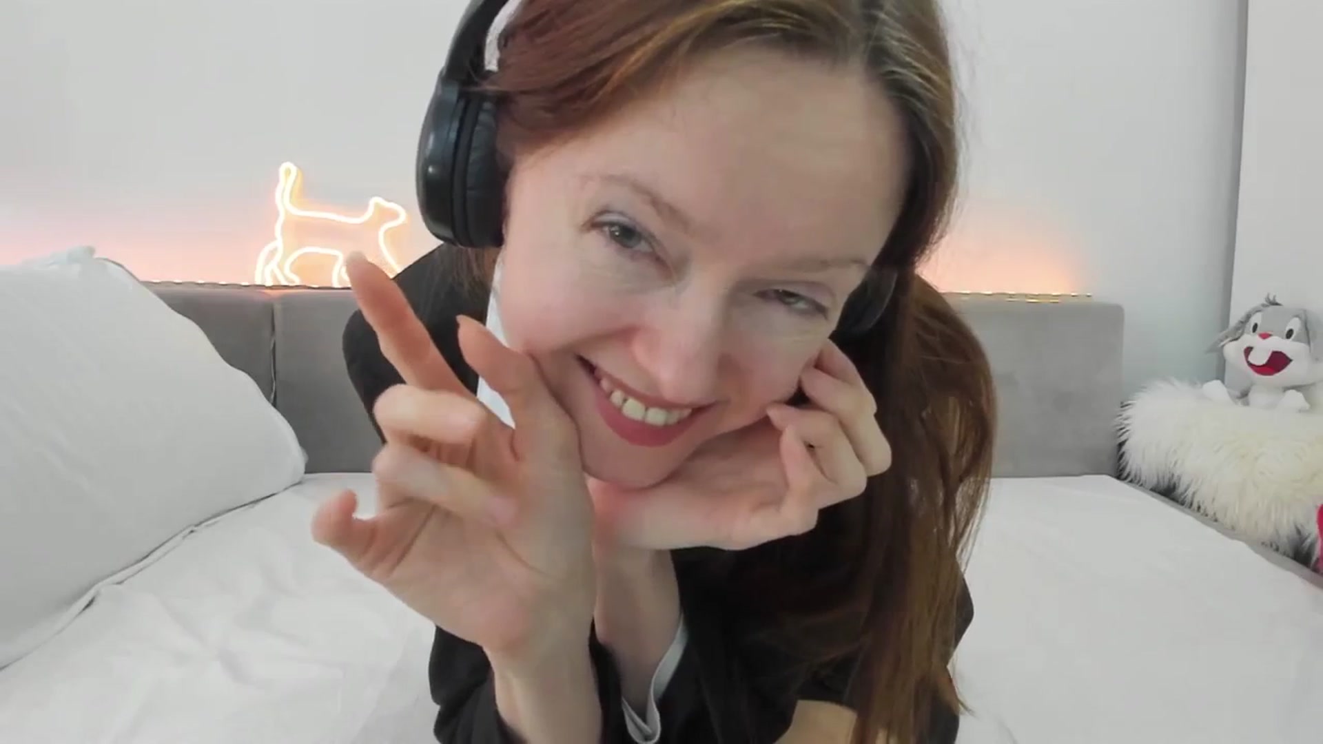 Gallery image thumbnail from Tenar's myfreecams stream on, 03/11/2026, 11:40 image 10 of 20