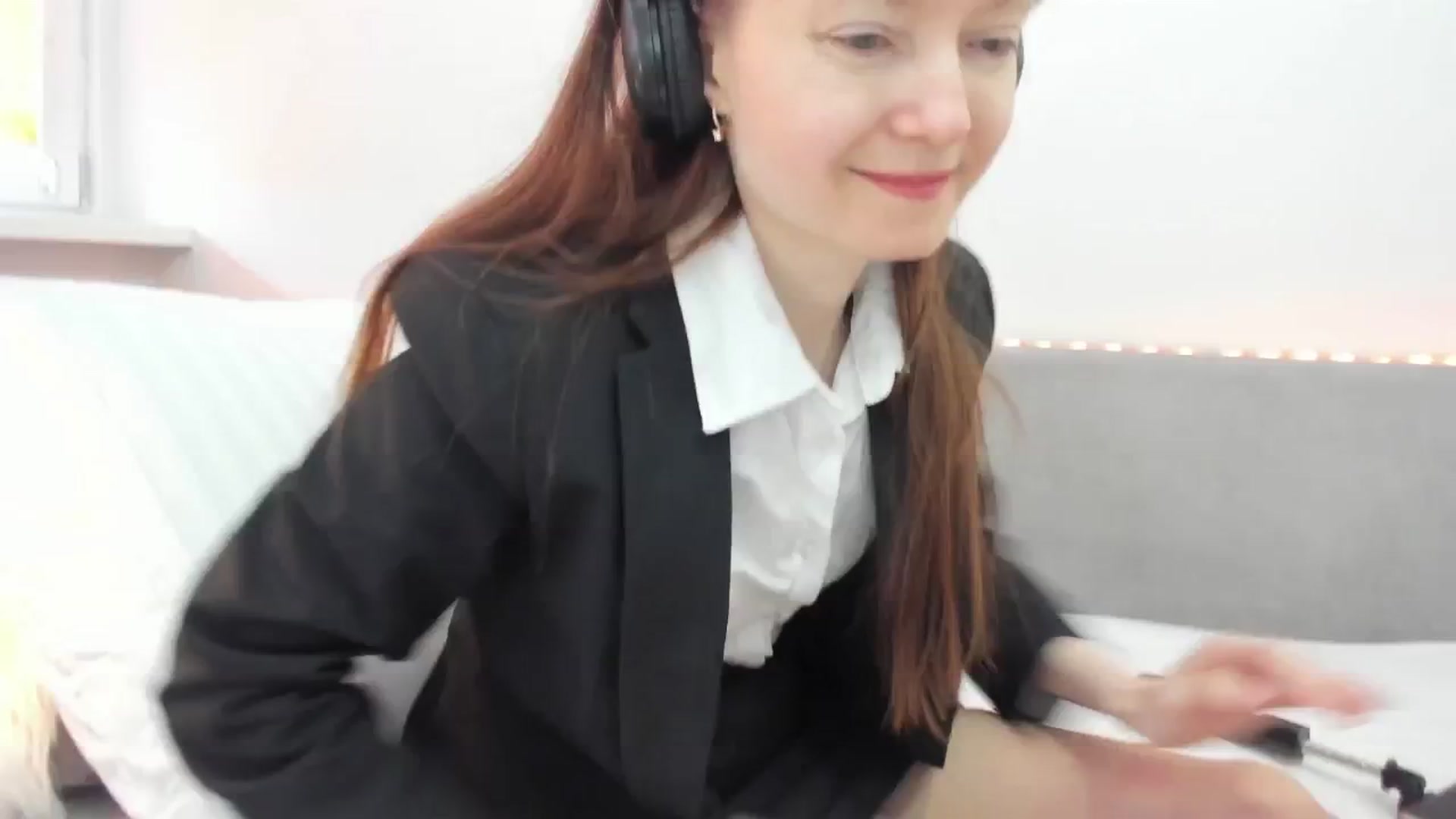 Gallery image thumbnail from Tenar's myfreecams stream on, 03/23/2026, 07:51 image 3 of 20
